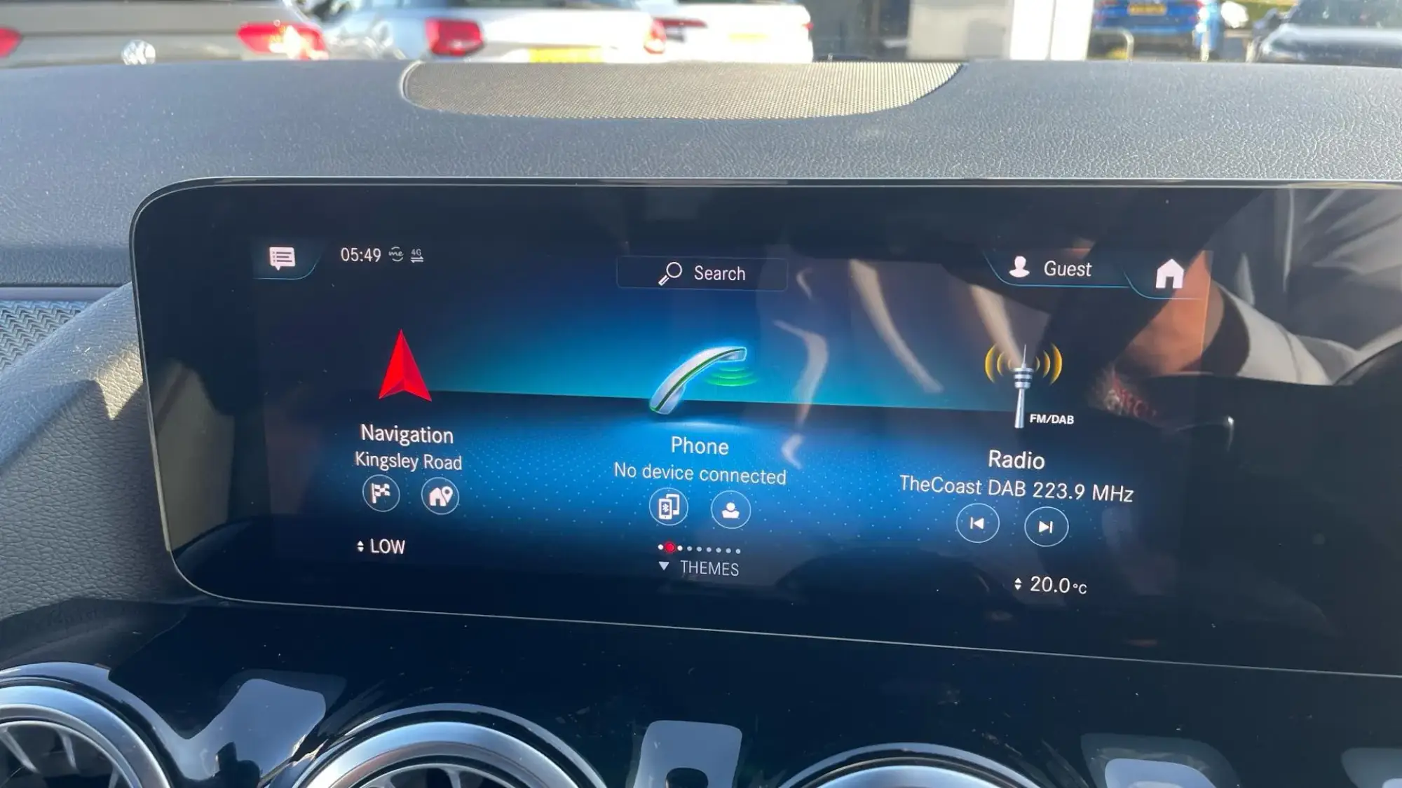 Mercedes-Benz GLA Image 12