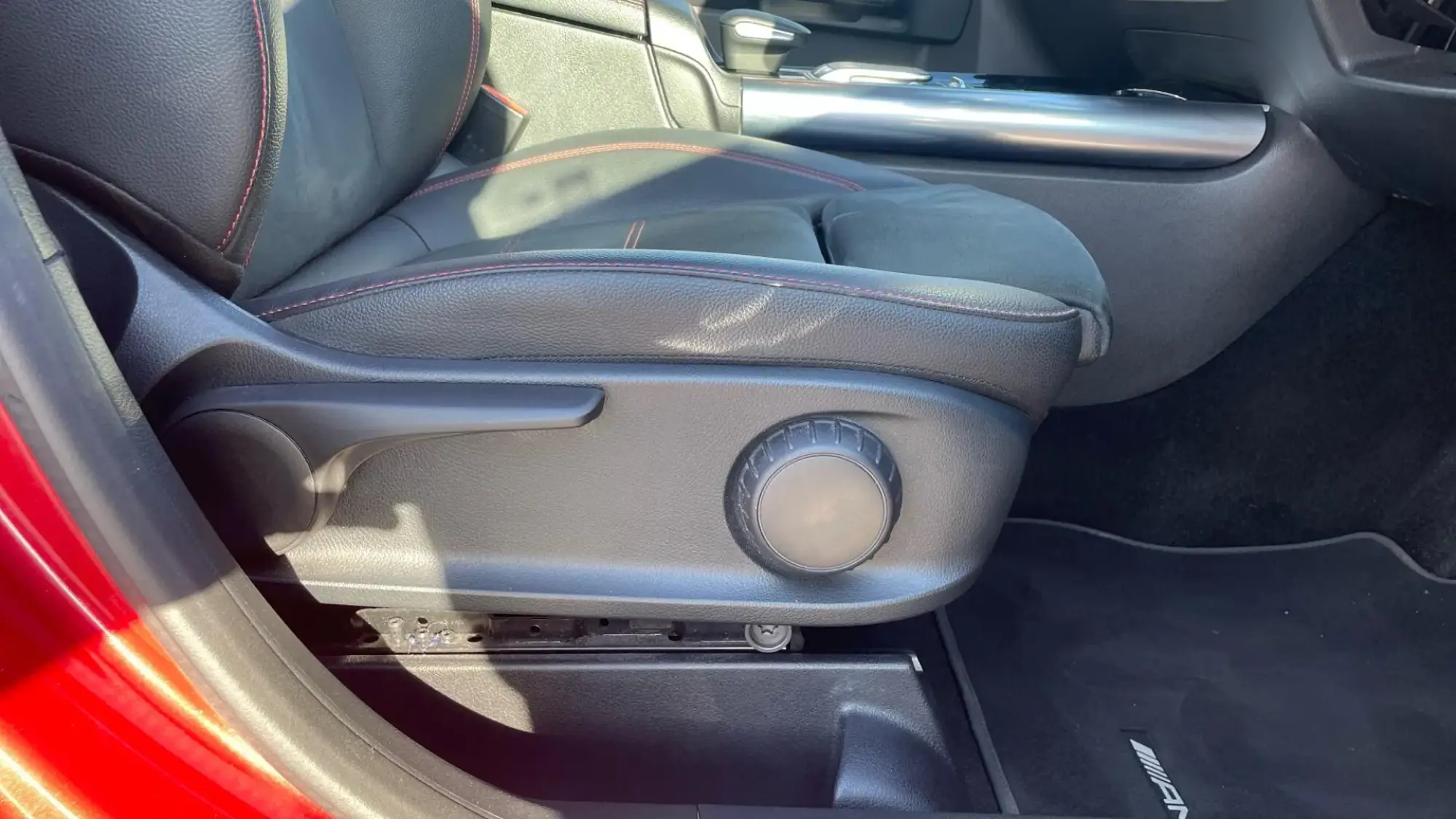 Mercedes-Benz GLA Image 26