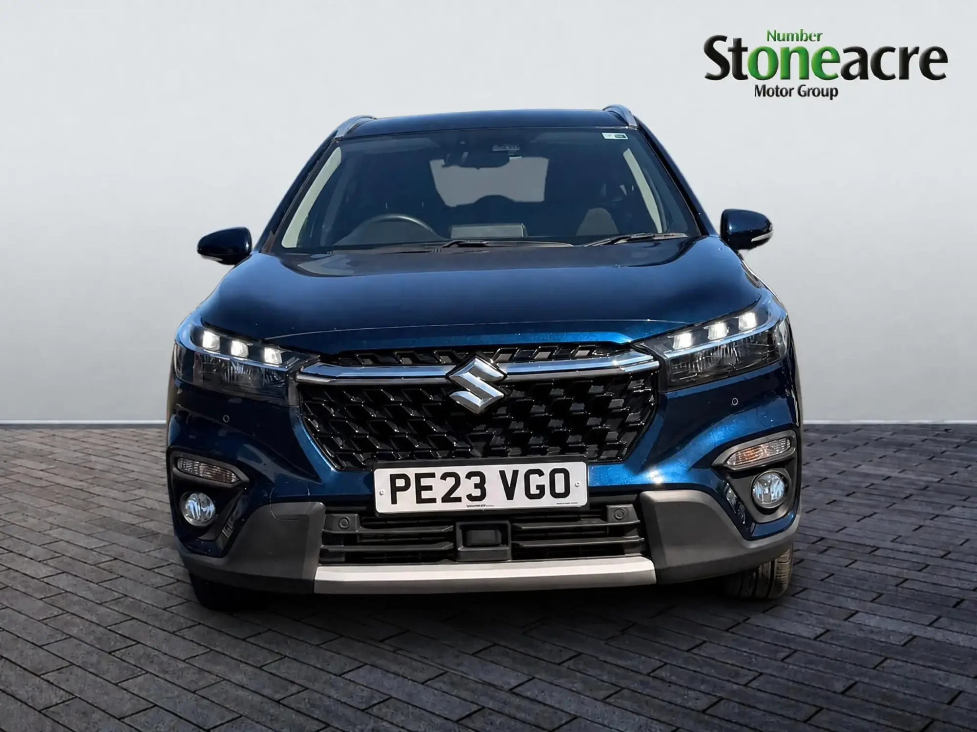 Suzuki S-Cross Image 2