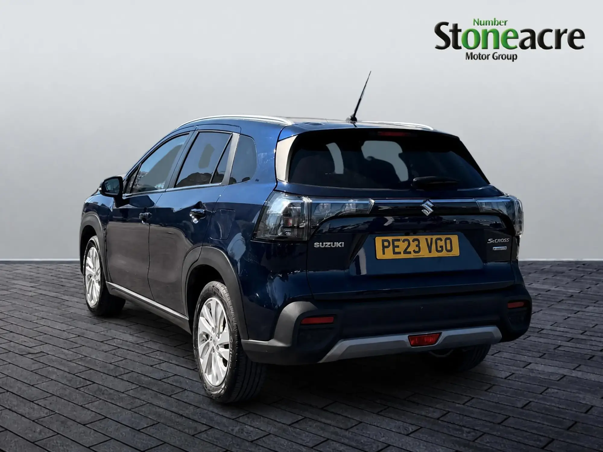 Suzuki S-Cross Image 4