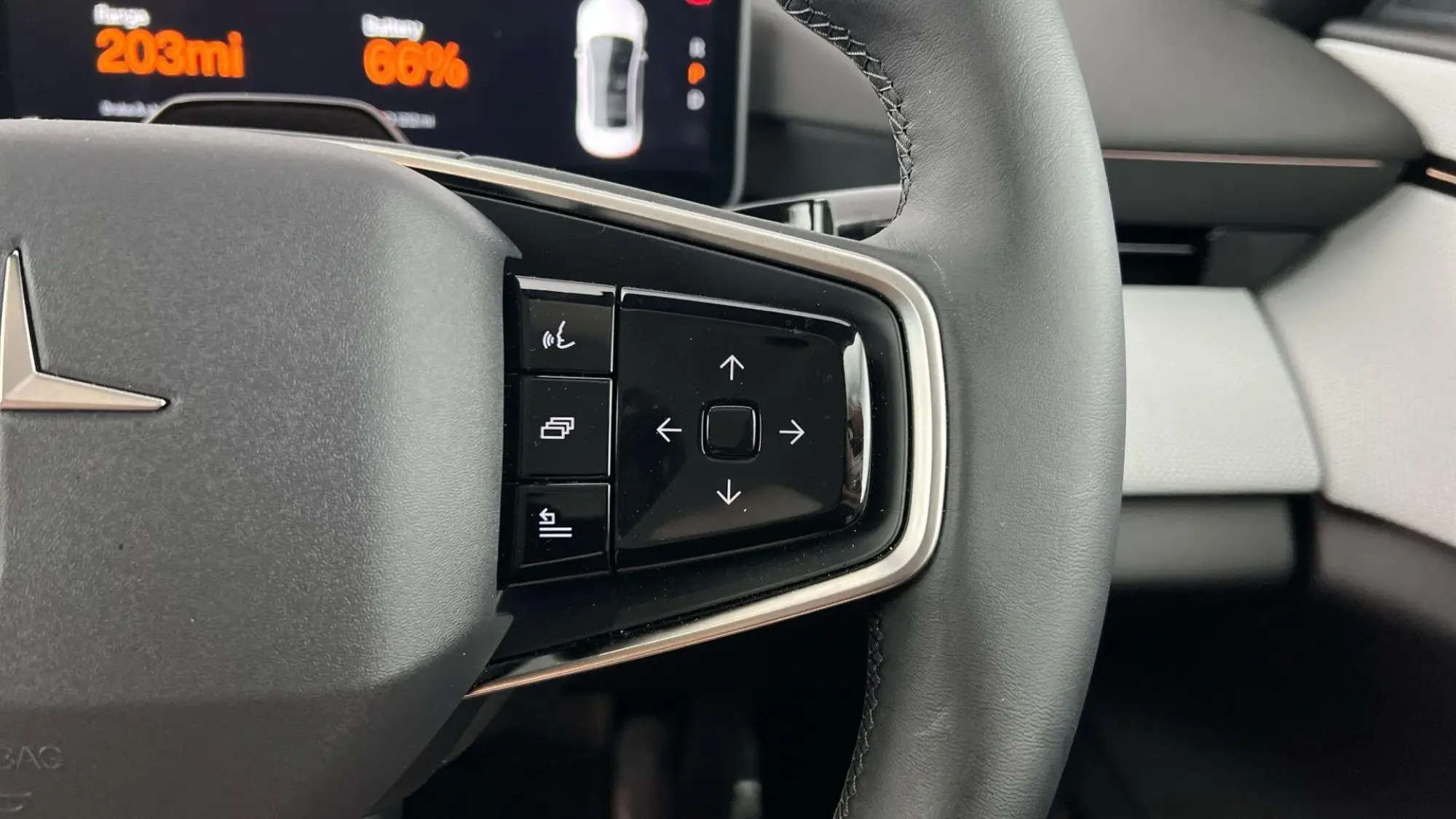 Polestar 4 Image 11