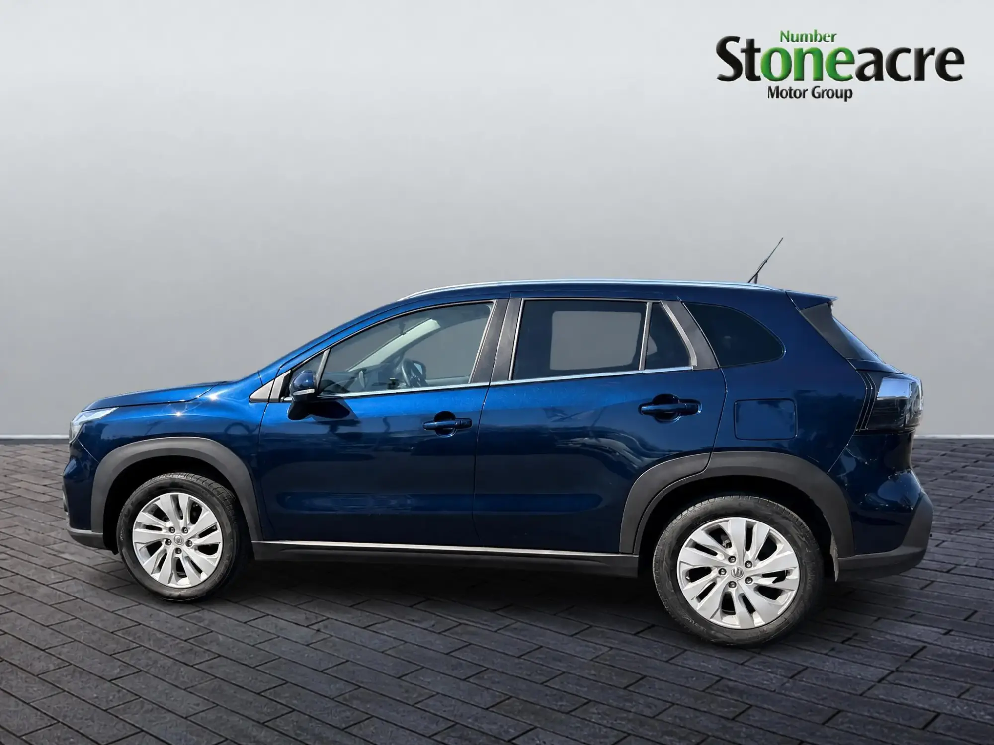 Suzuki S-Cross Image 5