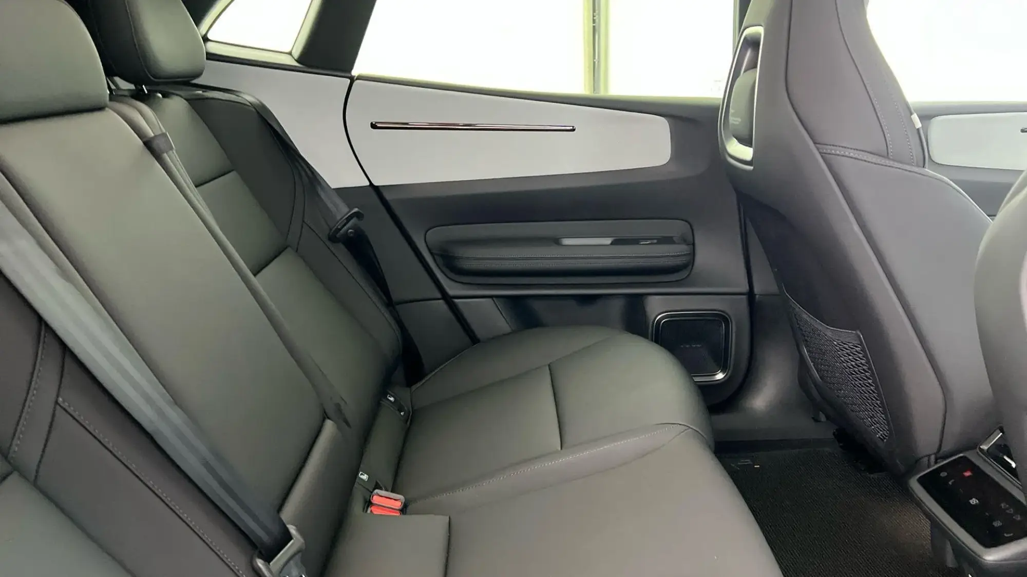 Polestar 4 Image 19