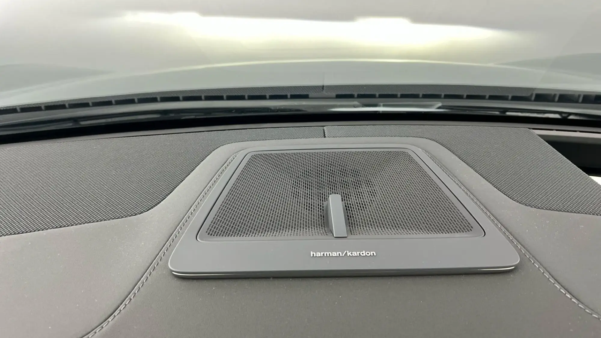 Polestar 4 Image 24