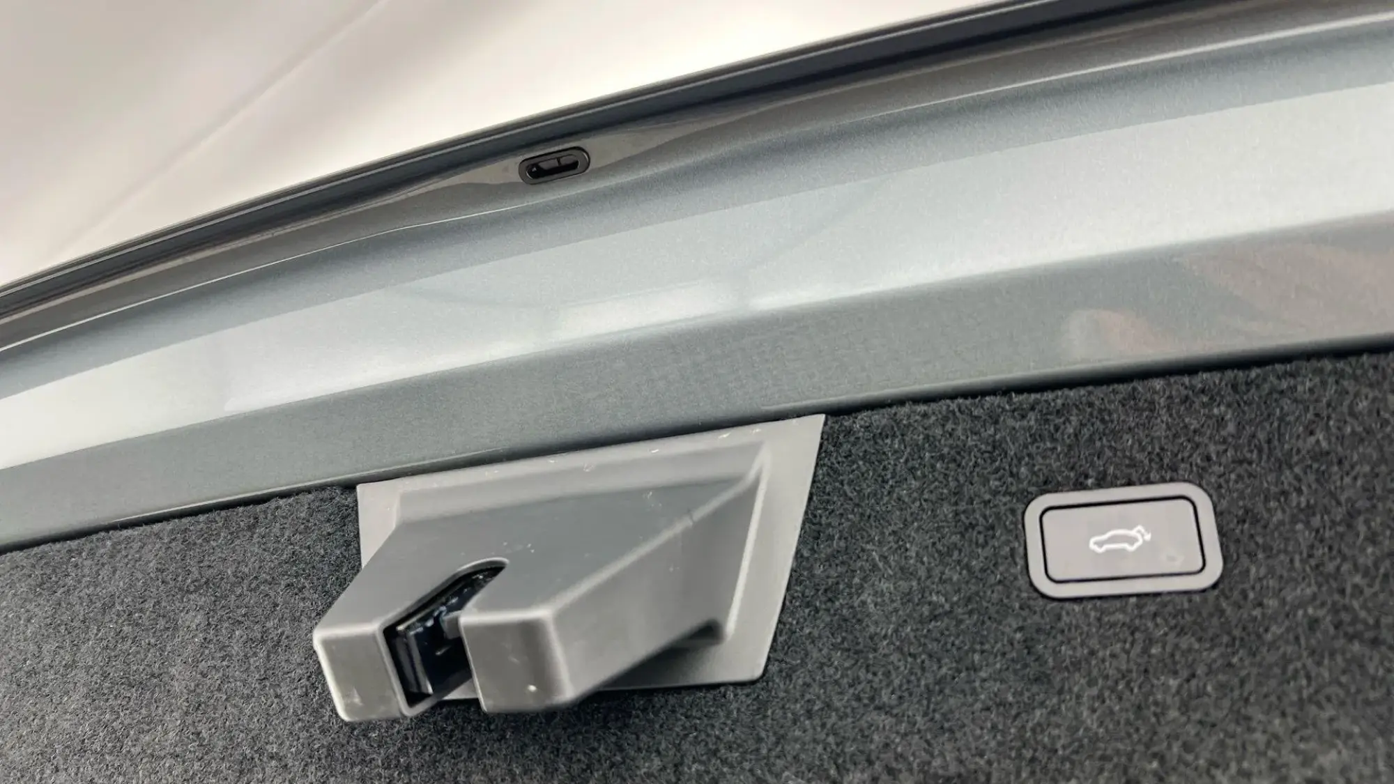 Polestar 4 Image 30