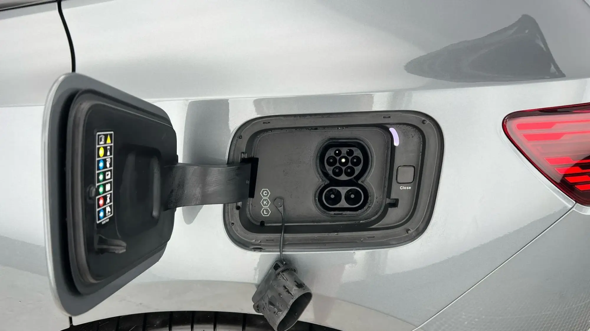 Polestar 4 Image 31
