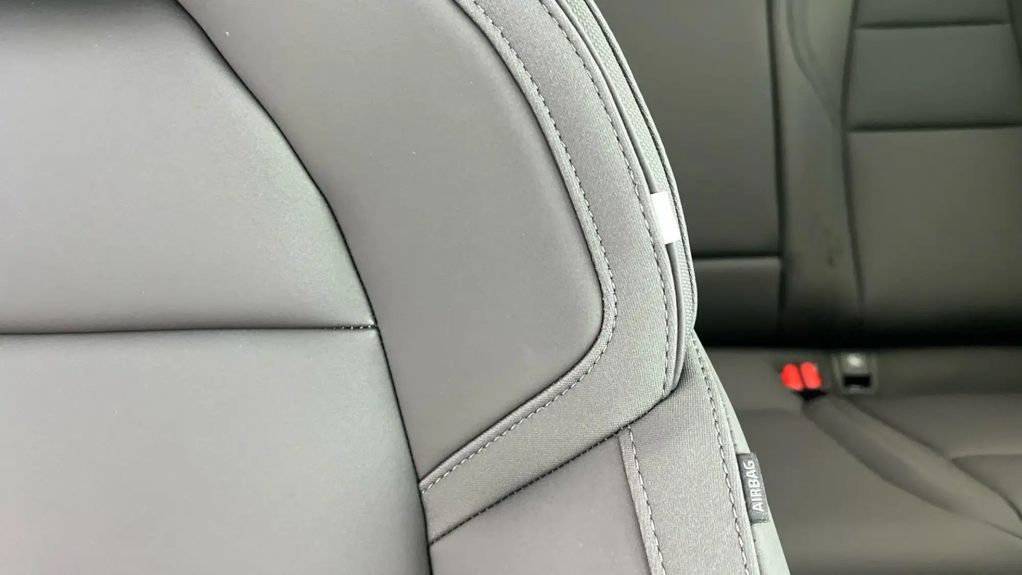Polestar 4 Image 35