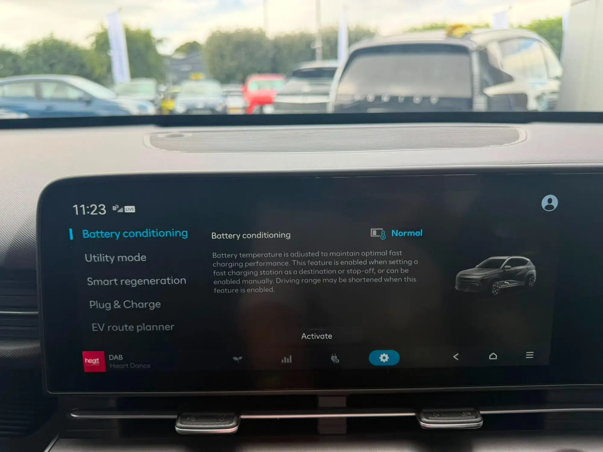 Hyundai KONA Electric Image 28