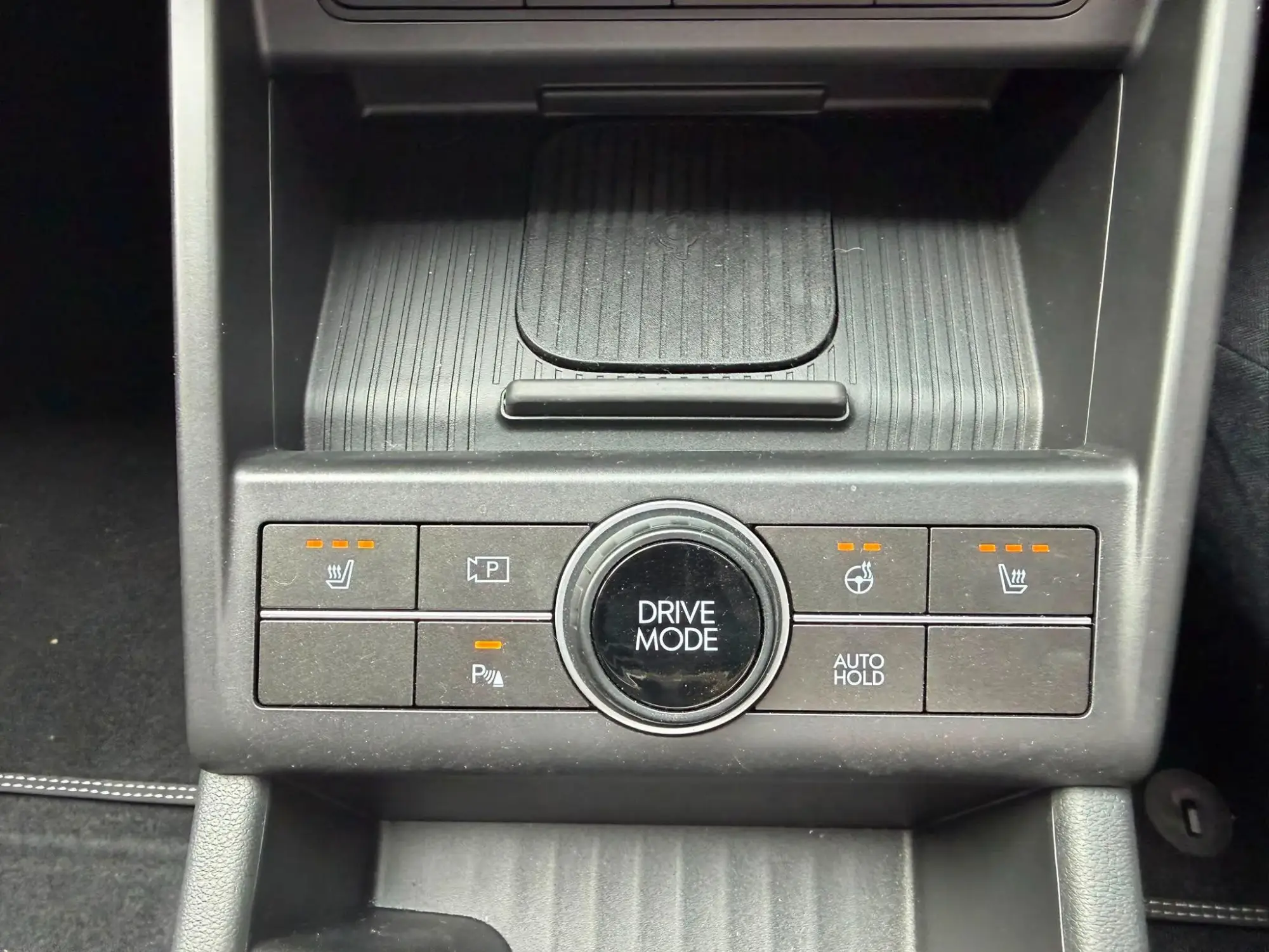 Hyundai KONA Electric Image 30