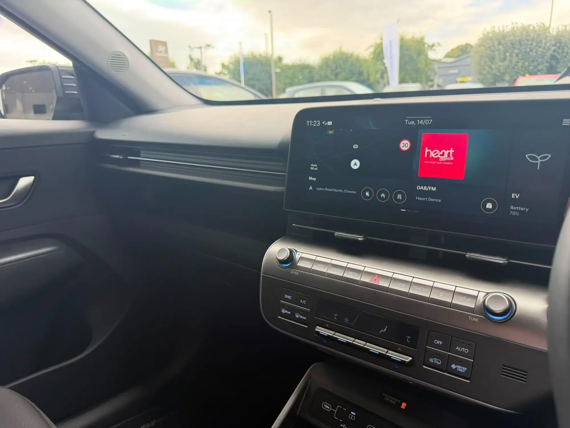 Hyundai KONA Electric Image 32