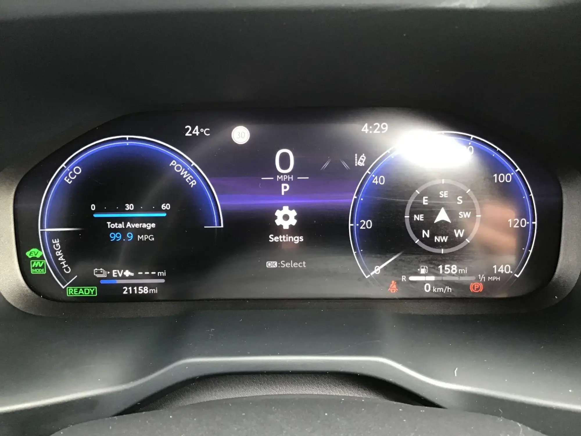 Toyota RAV4 Plug-in Hybrid Image 12
