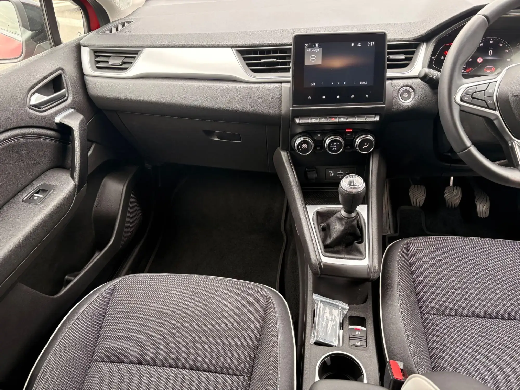 Renault Captur Image 11 Renault Captur Image 11
