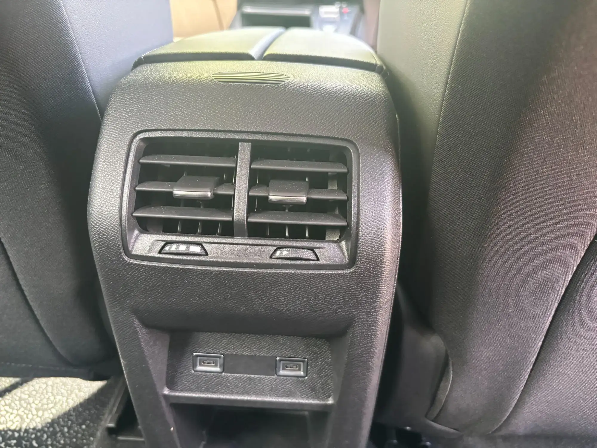 Peugeot E-308 Image 10