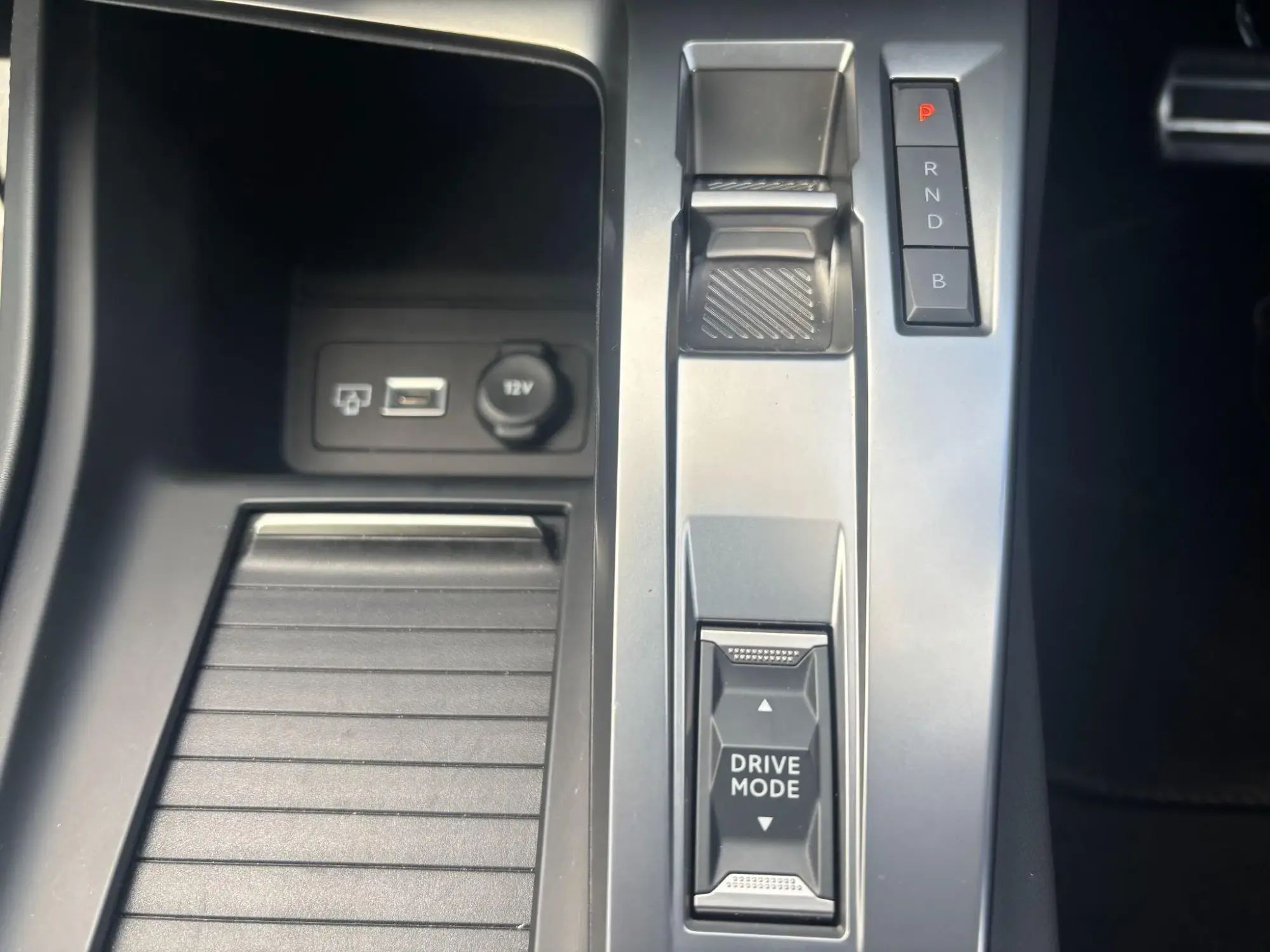 Peugeot E-308 Image 17
