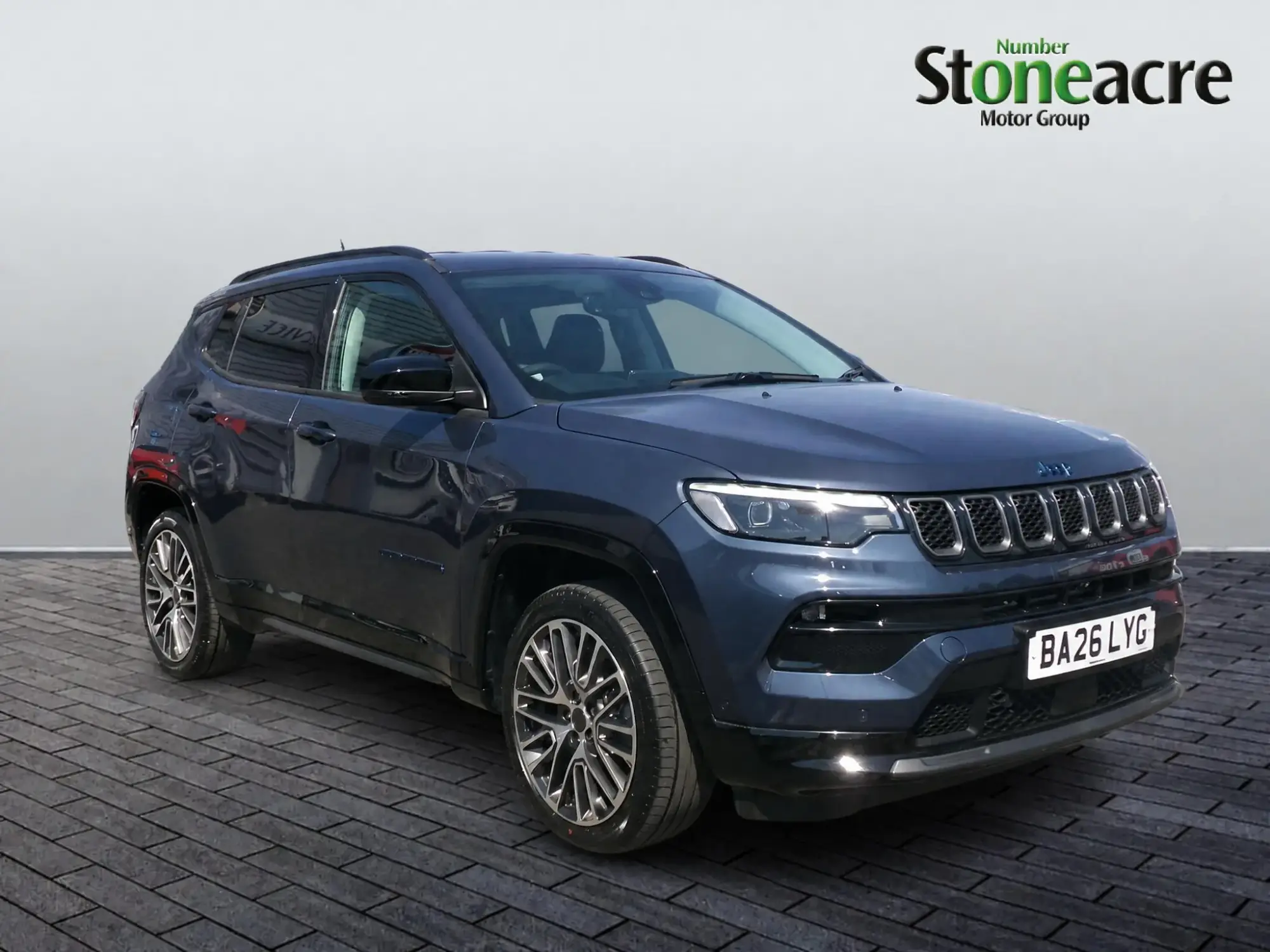 Jeep Compass 4XE Image 1