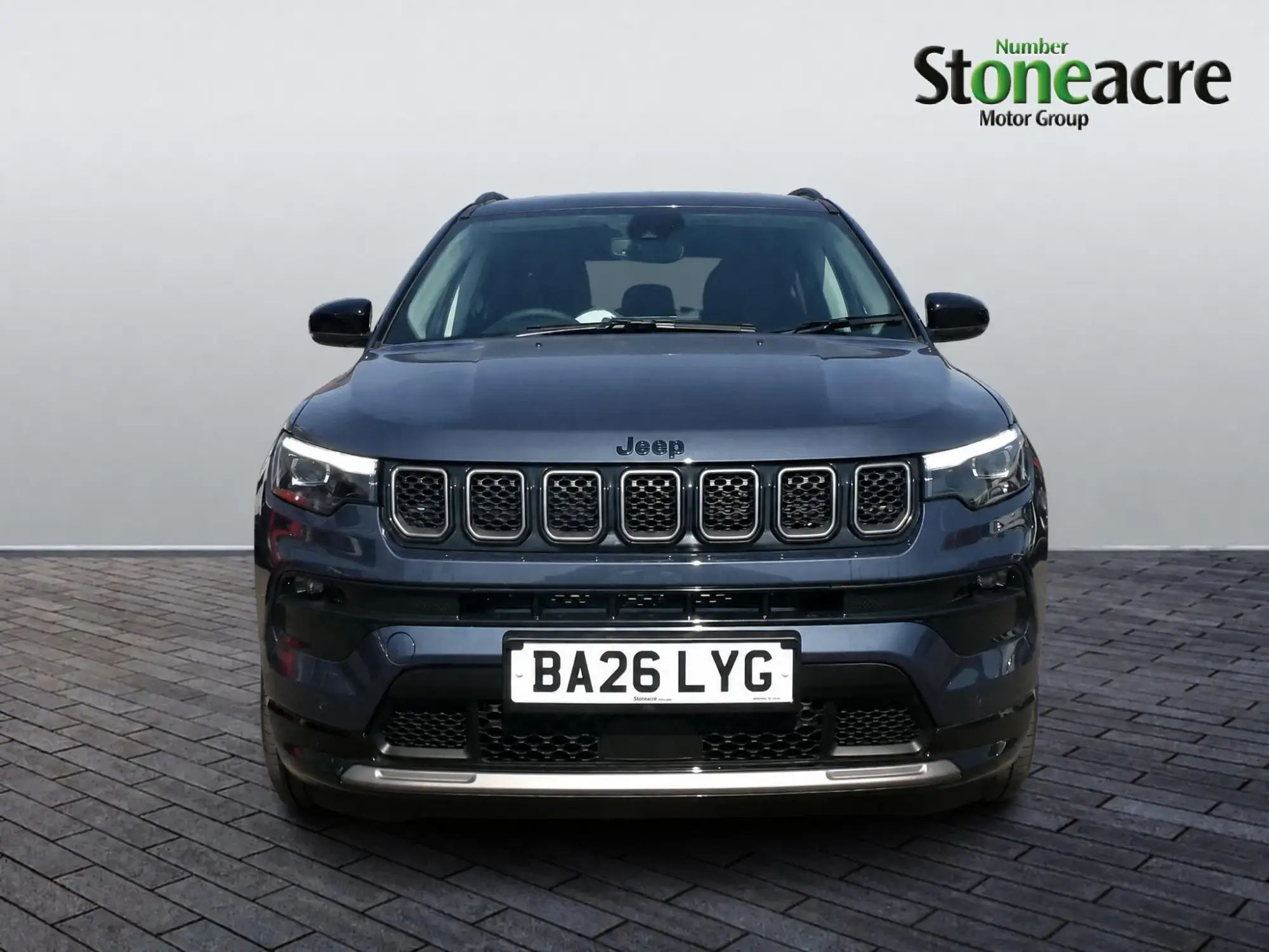 Jeep Compass 4XE Image 8