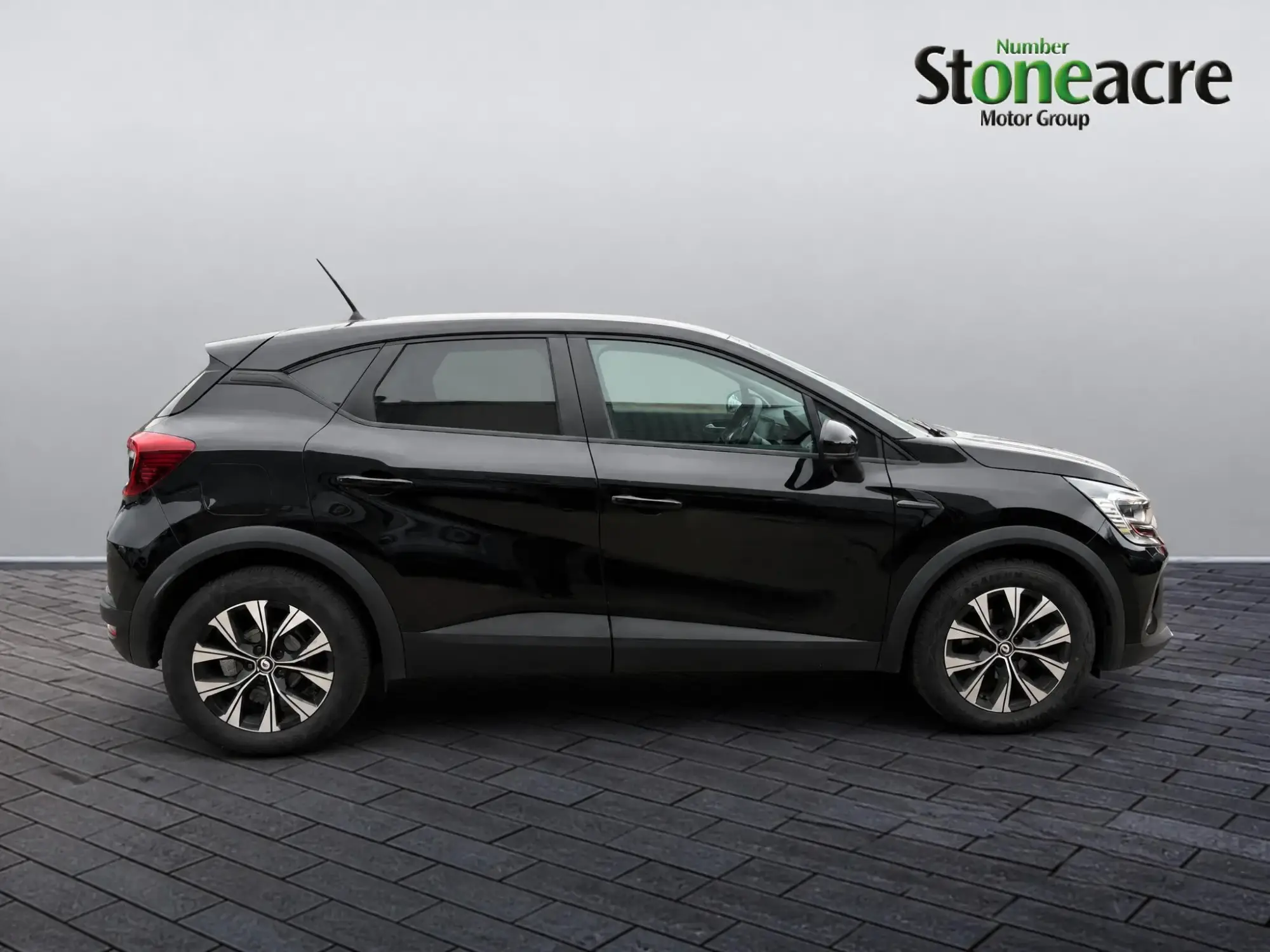 Renault Captur Image 2 Renault Captur Image 2