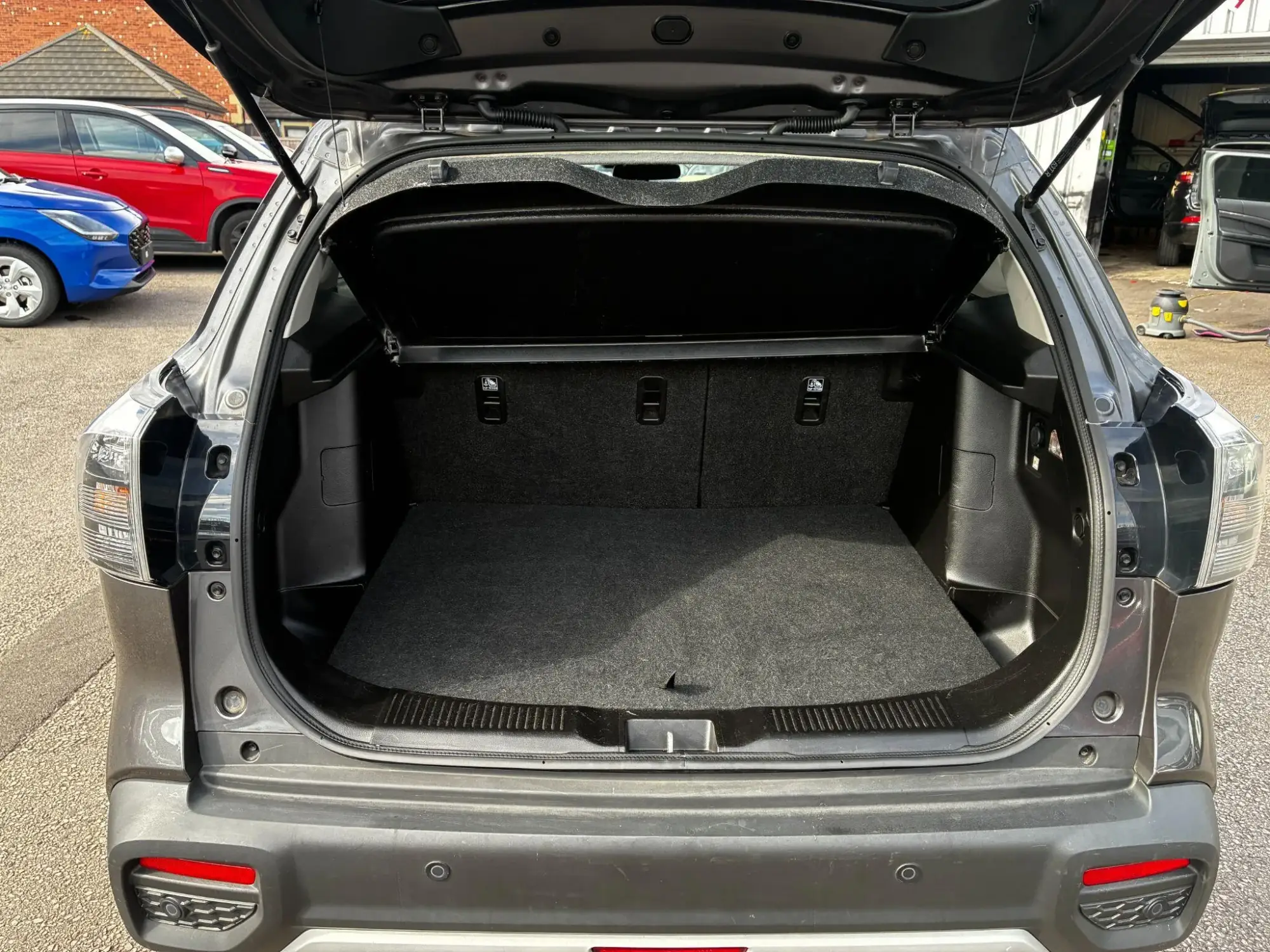 Suzuki S-Cross Image 39