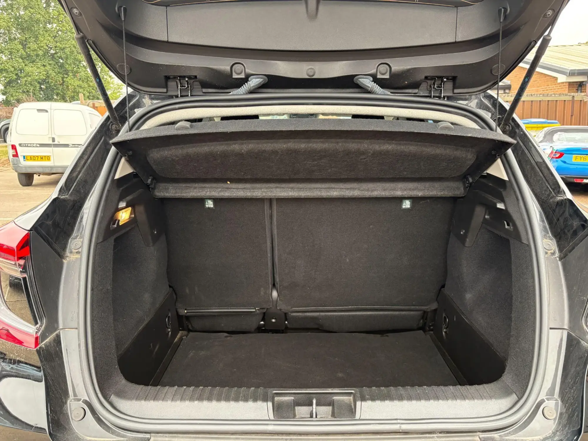 Renault Captur Image 9 Renault Captur Image 9