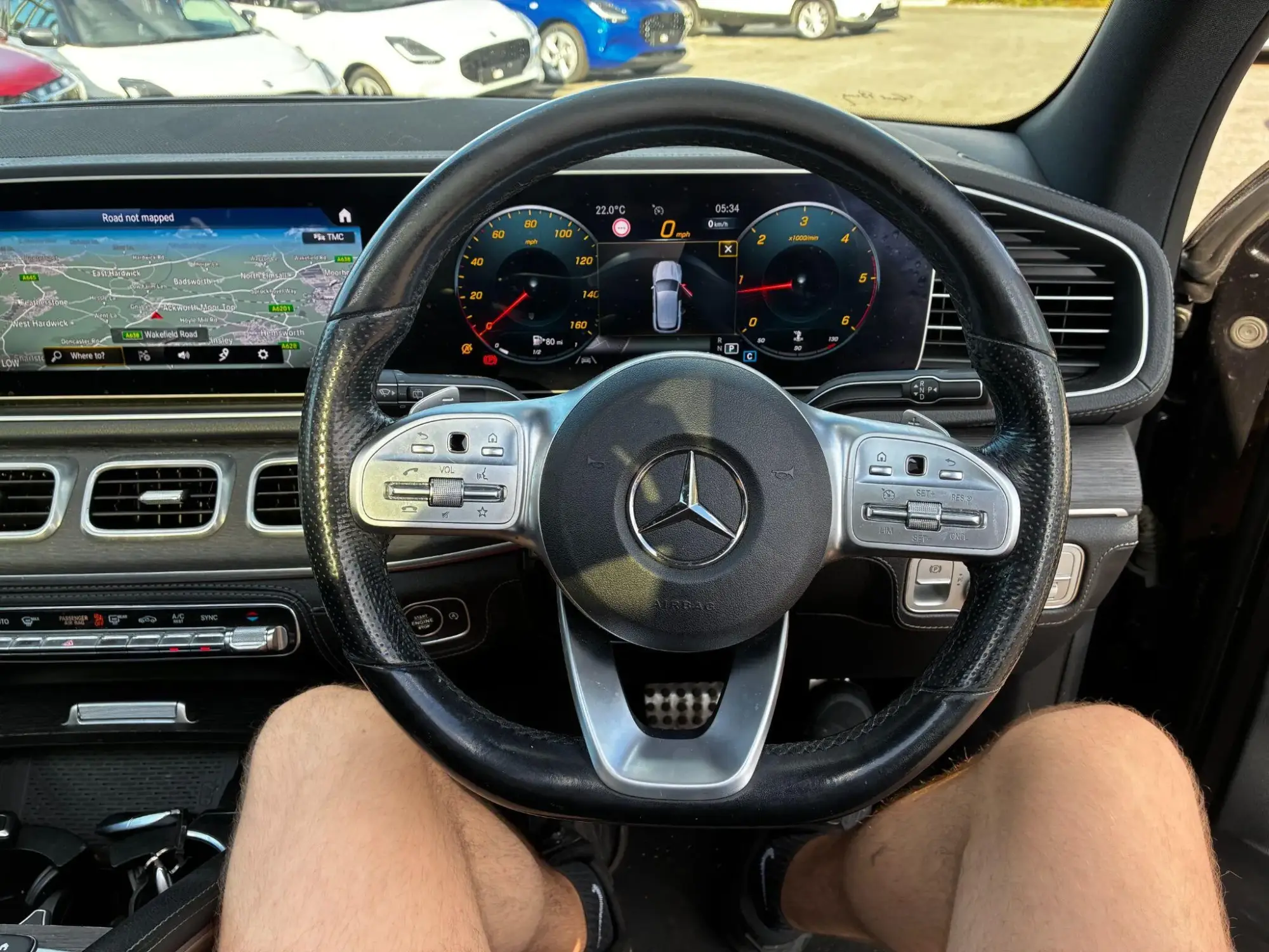 Mercedes-Benz GLE Image 8