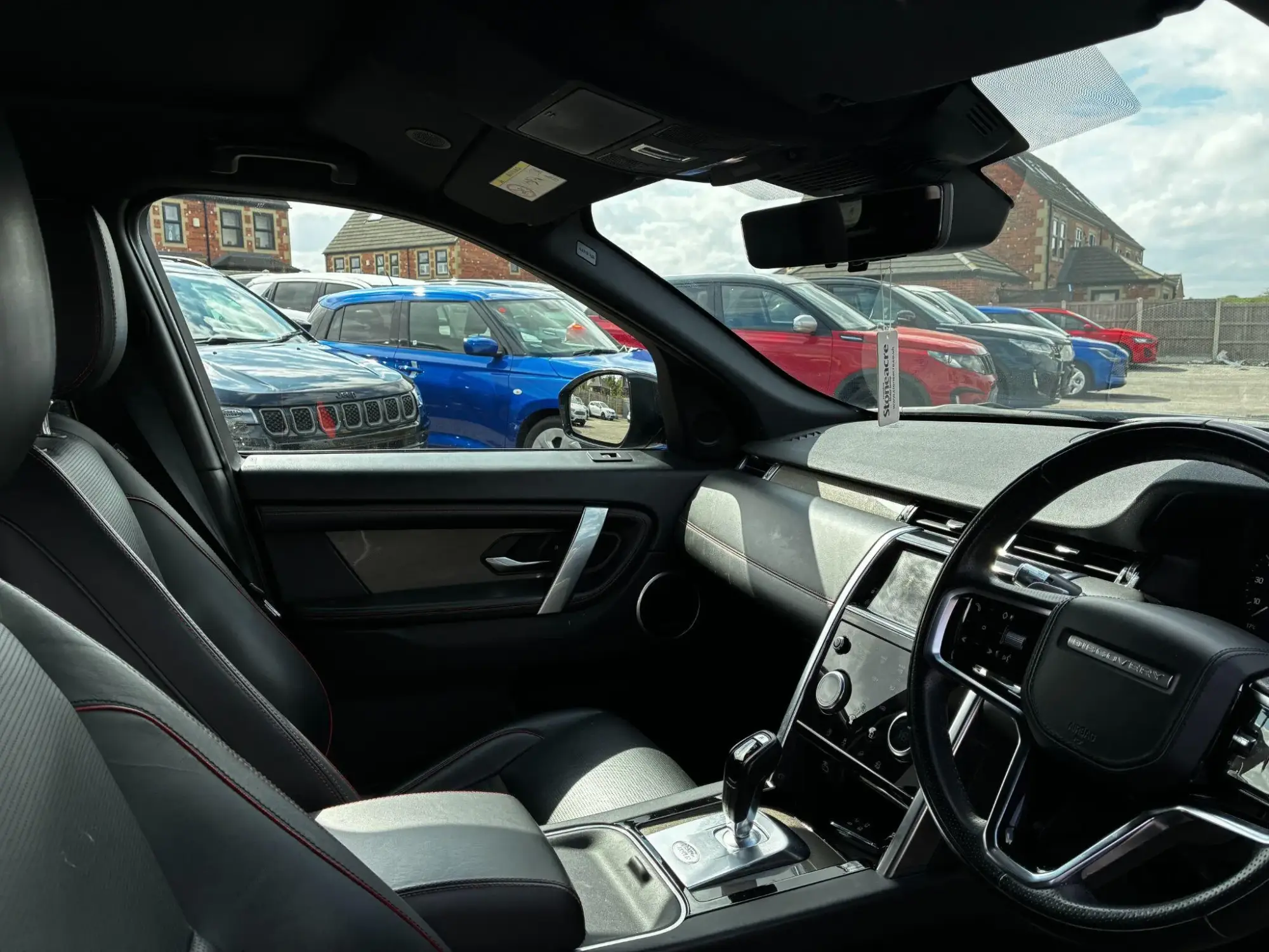 Land Rover Discovery Sport Image 11 Land Rover Discovery Sport Image 11