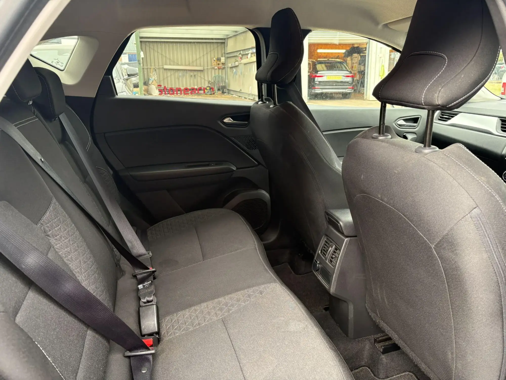 Renault Captur Image 15 Renault Captur Image 15