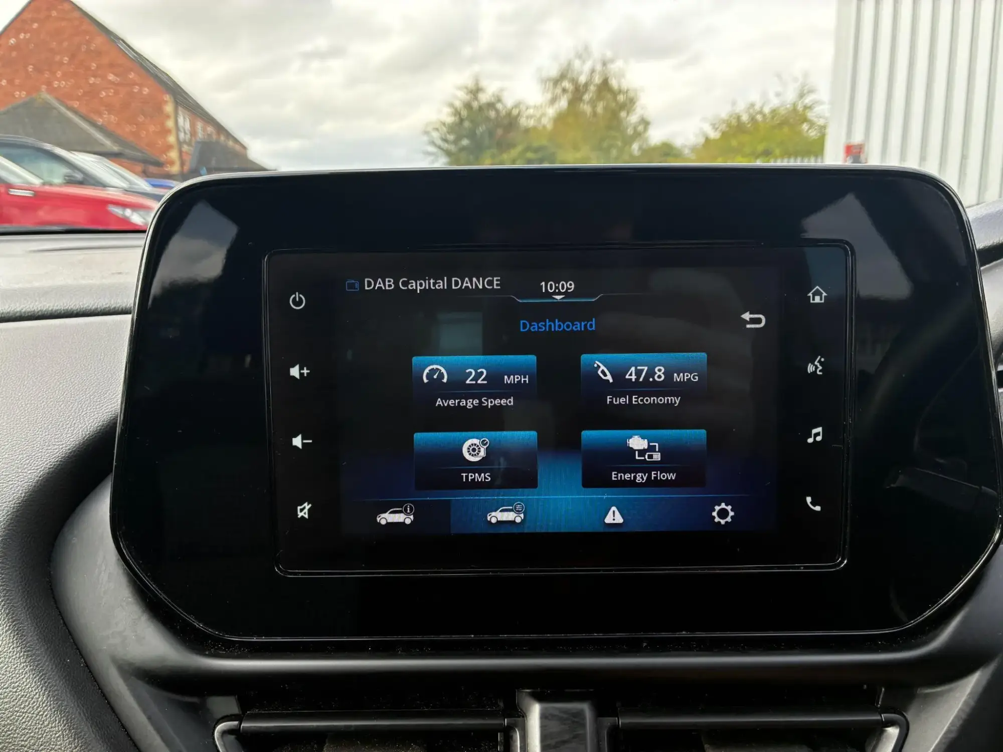 Suzuki S-Cross Image 15
