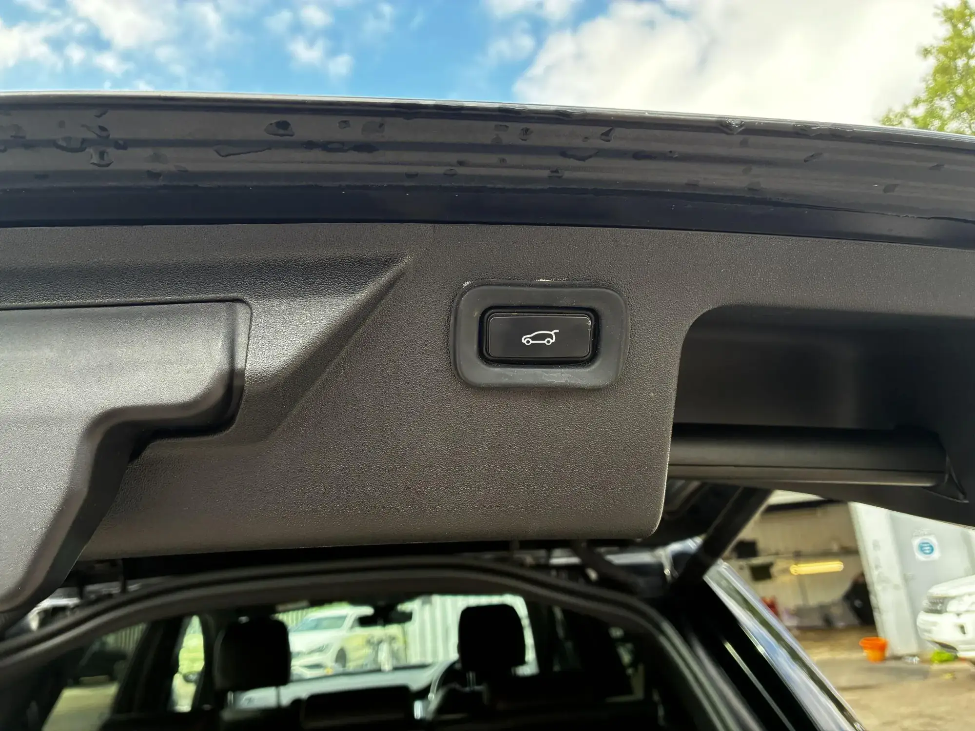 Land Rover Discovery Sport Image 17 Land Rover Discovery Sport Image 17