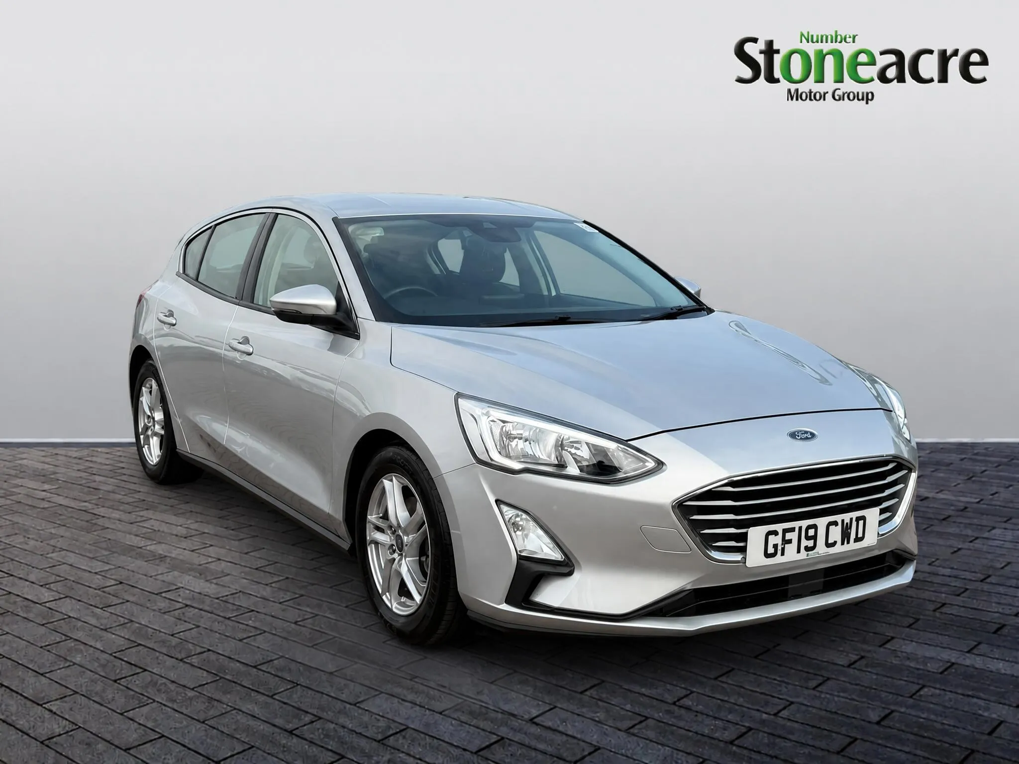 Ford Focus dealer public-web source image