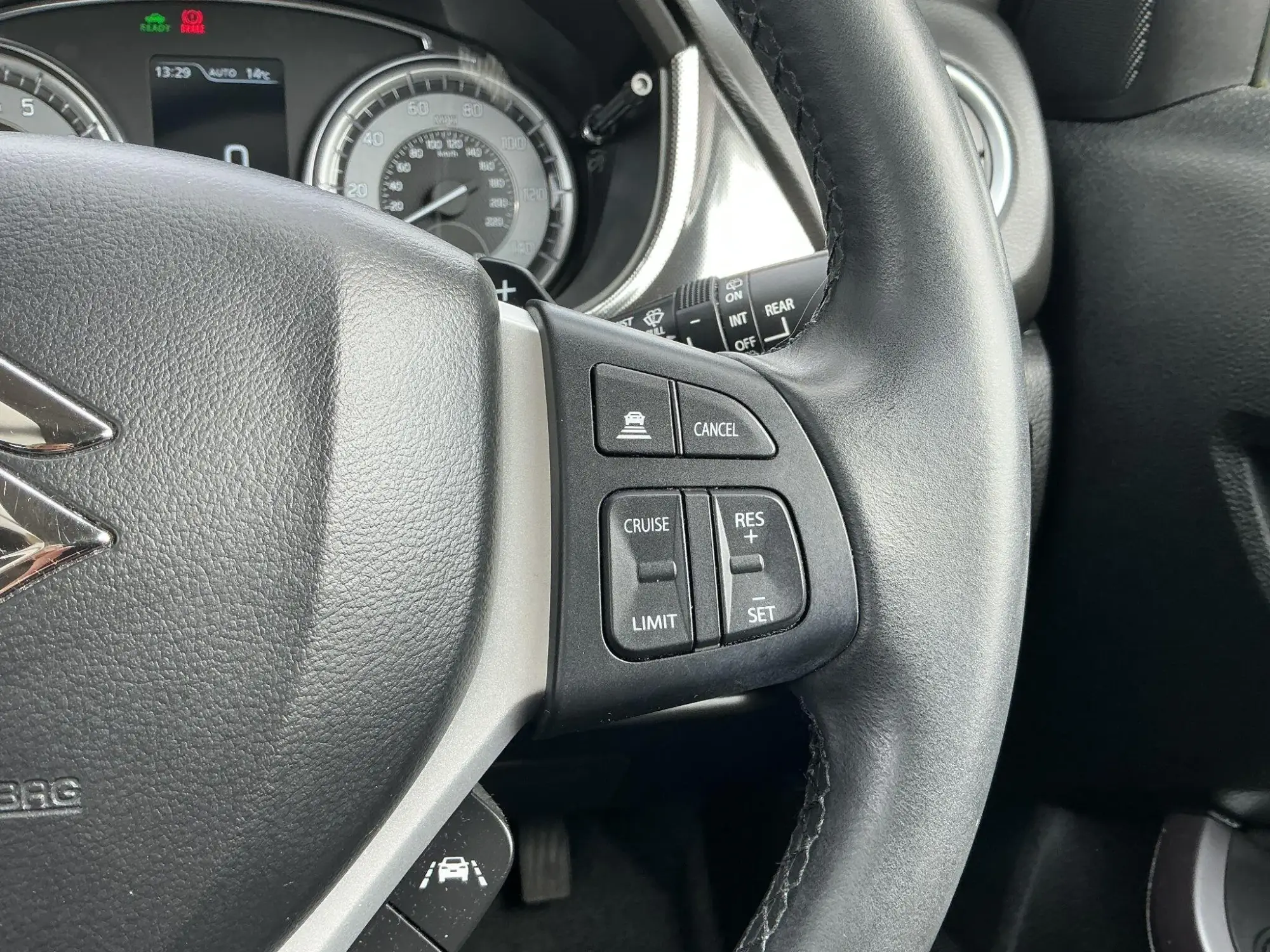 Suzuki Vitara Image 33 Suzuki Vitara Image 33