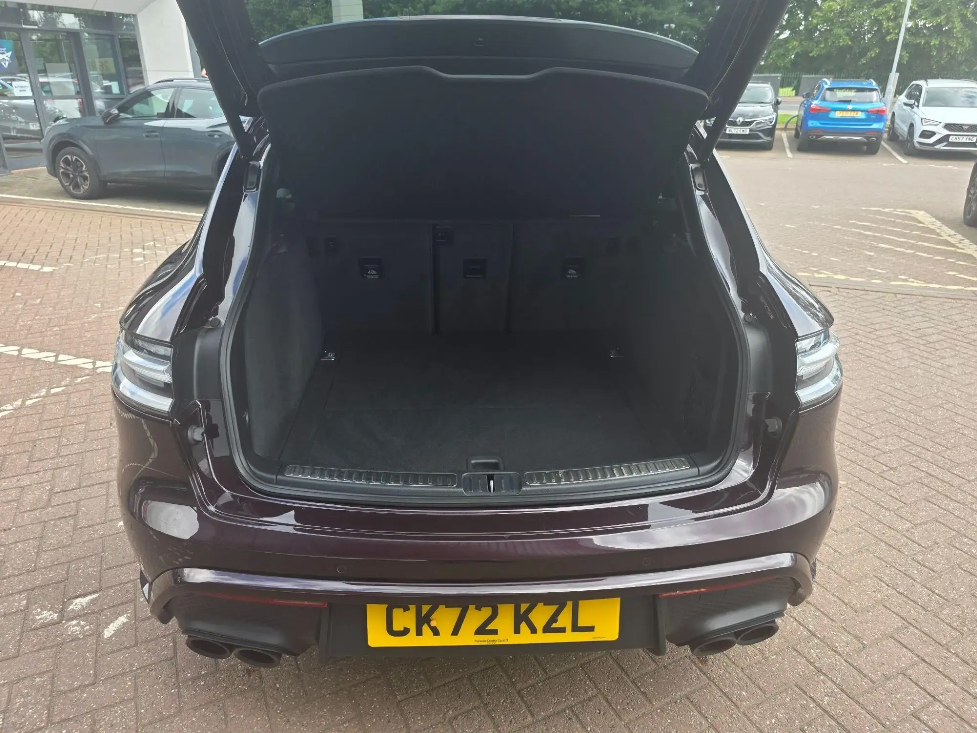 Porsche Macan Image 6
