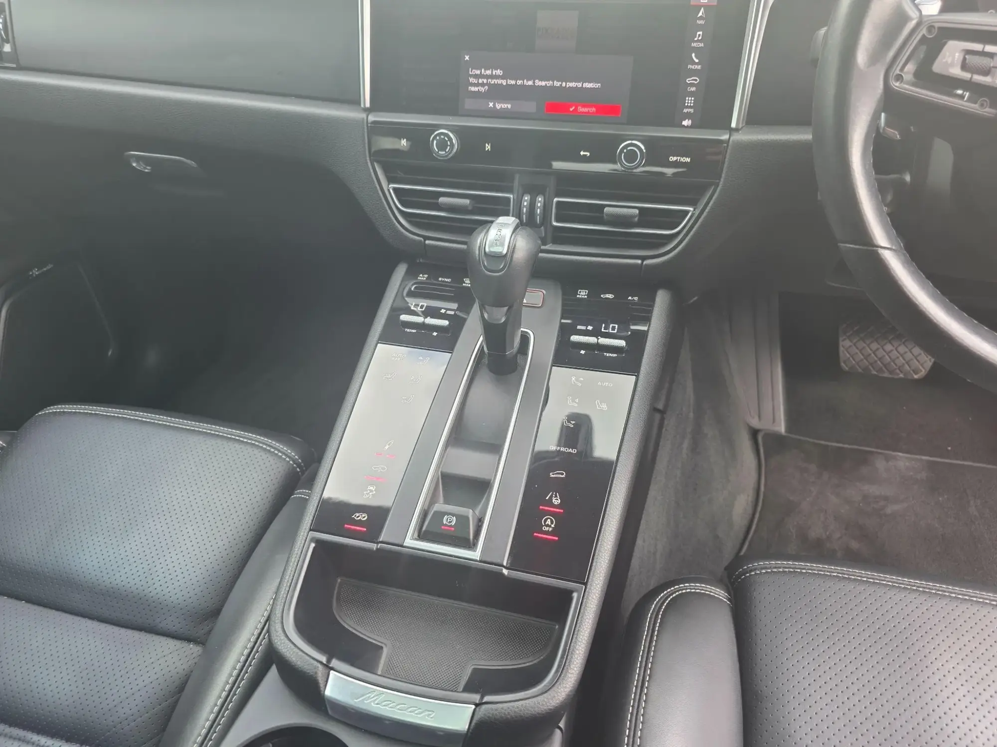 Porsche Macan Image 7