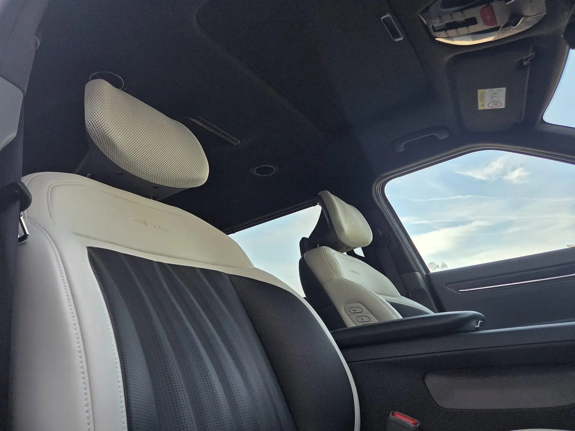 Kia EV9 Image 12