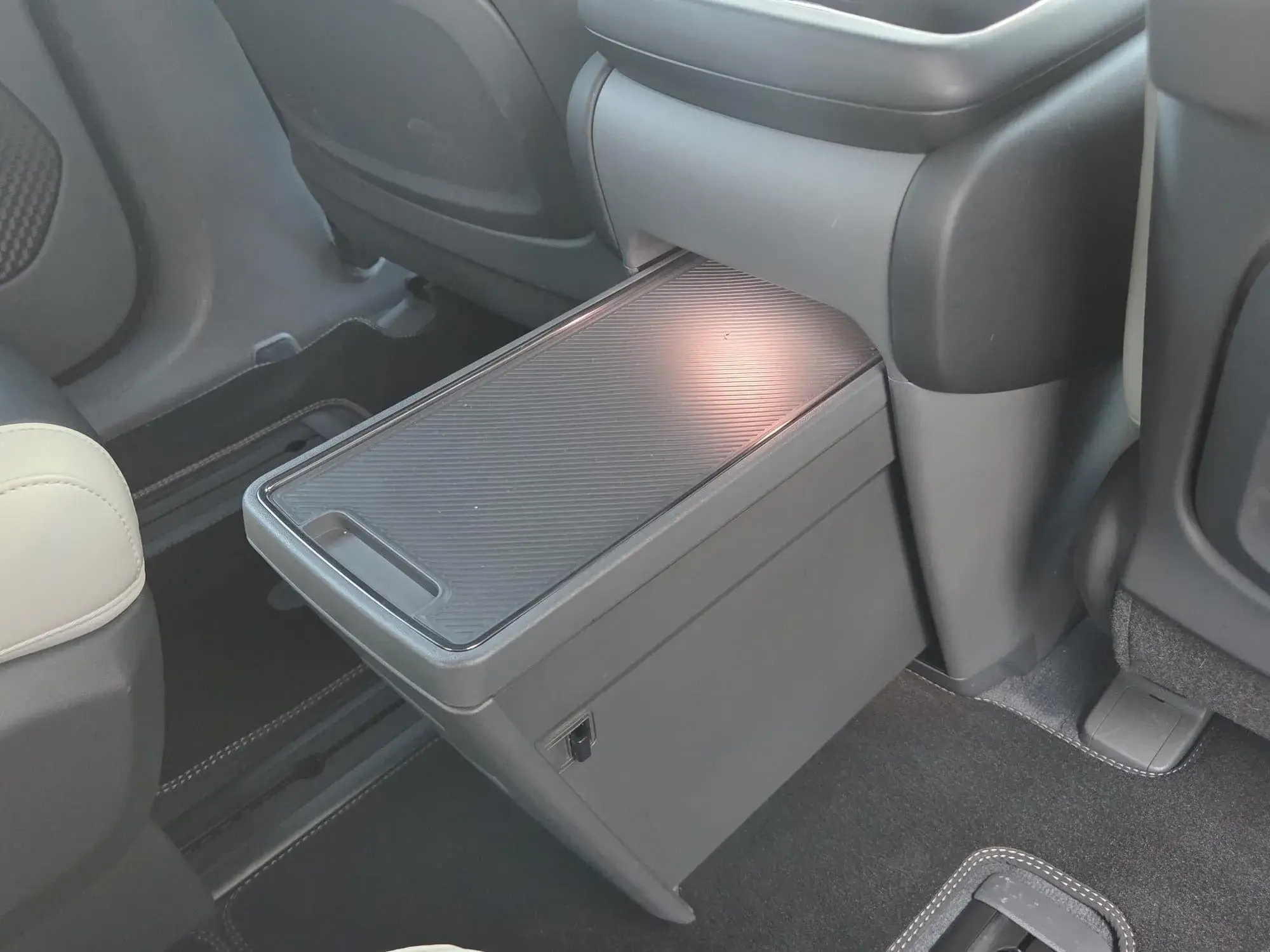 Kia EV9 Image 48