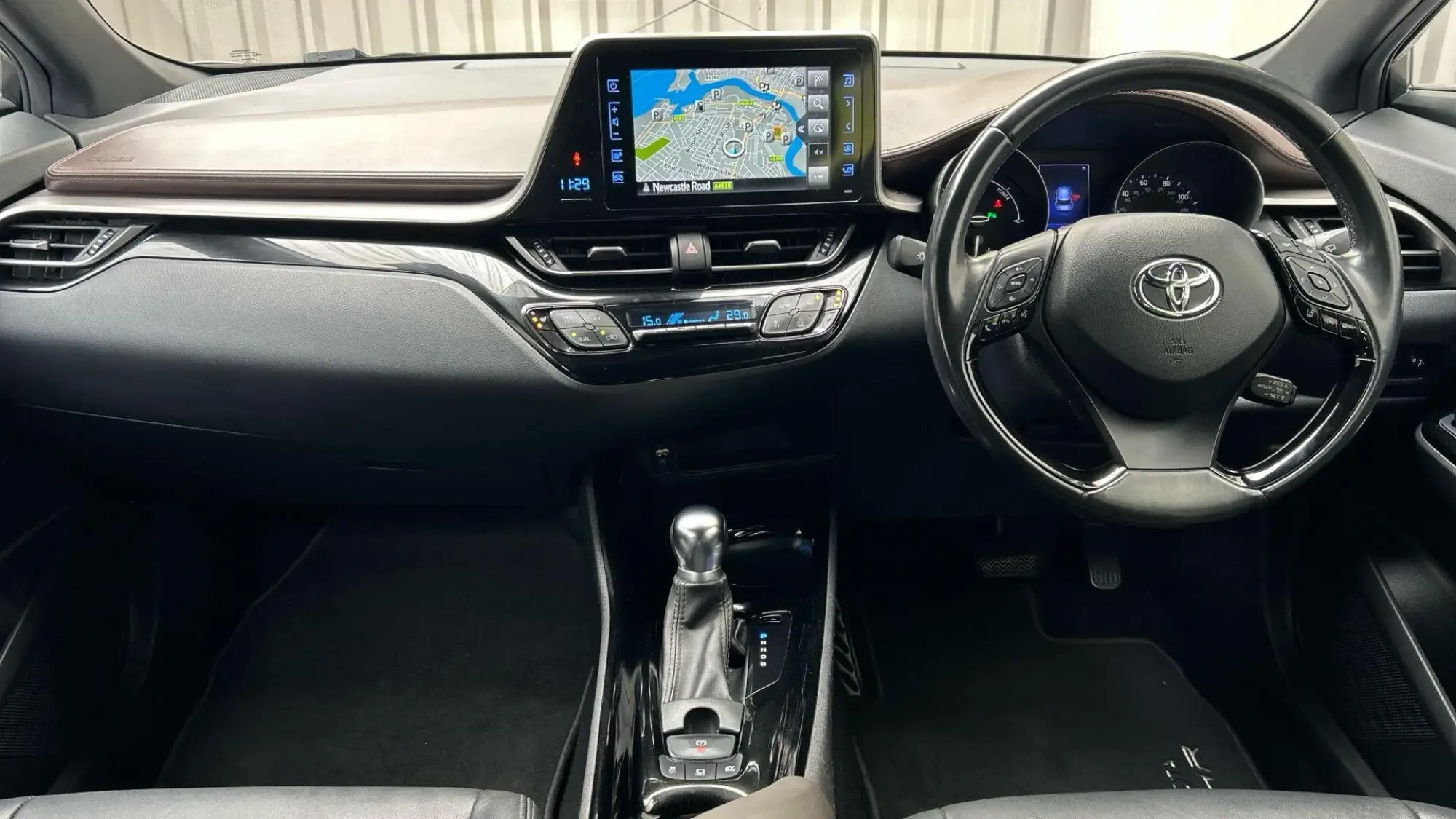 Toyota C-HR Self-Charging Hybrid Image 9 Toyota C-HR Self-Charging Hybrid Image 9