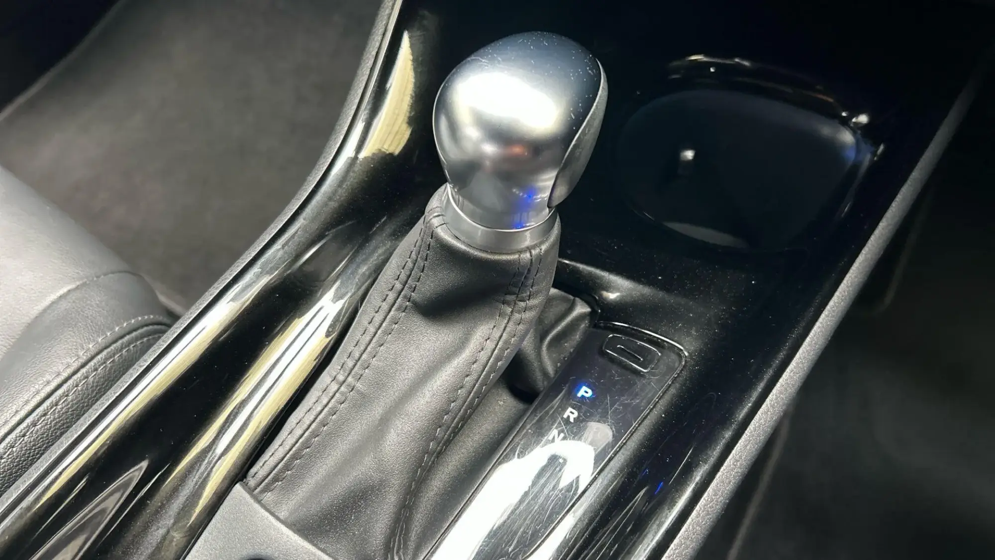 Toyota C-HR Self-Charging Hybrid Image 35 Toyota C-HR Self-Charging Hybrid Image 35