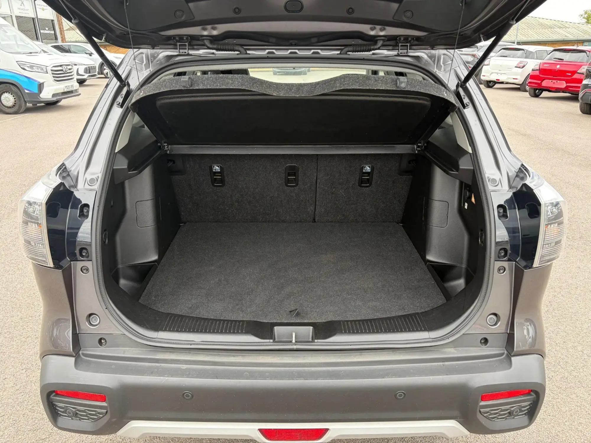 Suzuki S-Cross Image 29