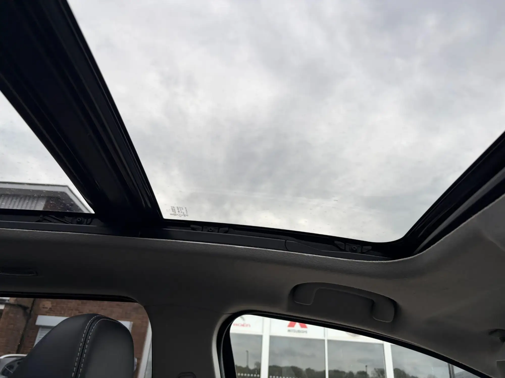 Suzuki S-Cross Image 30