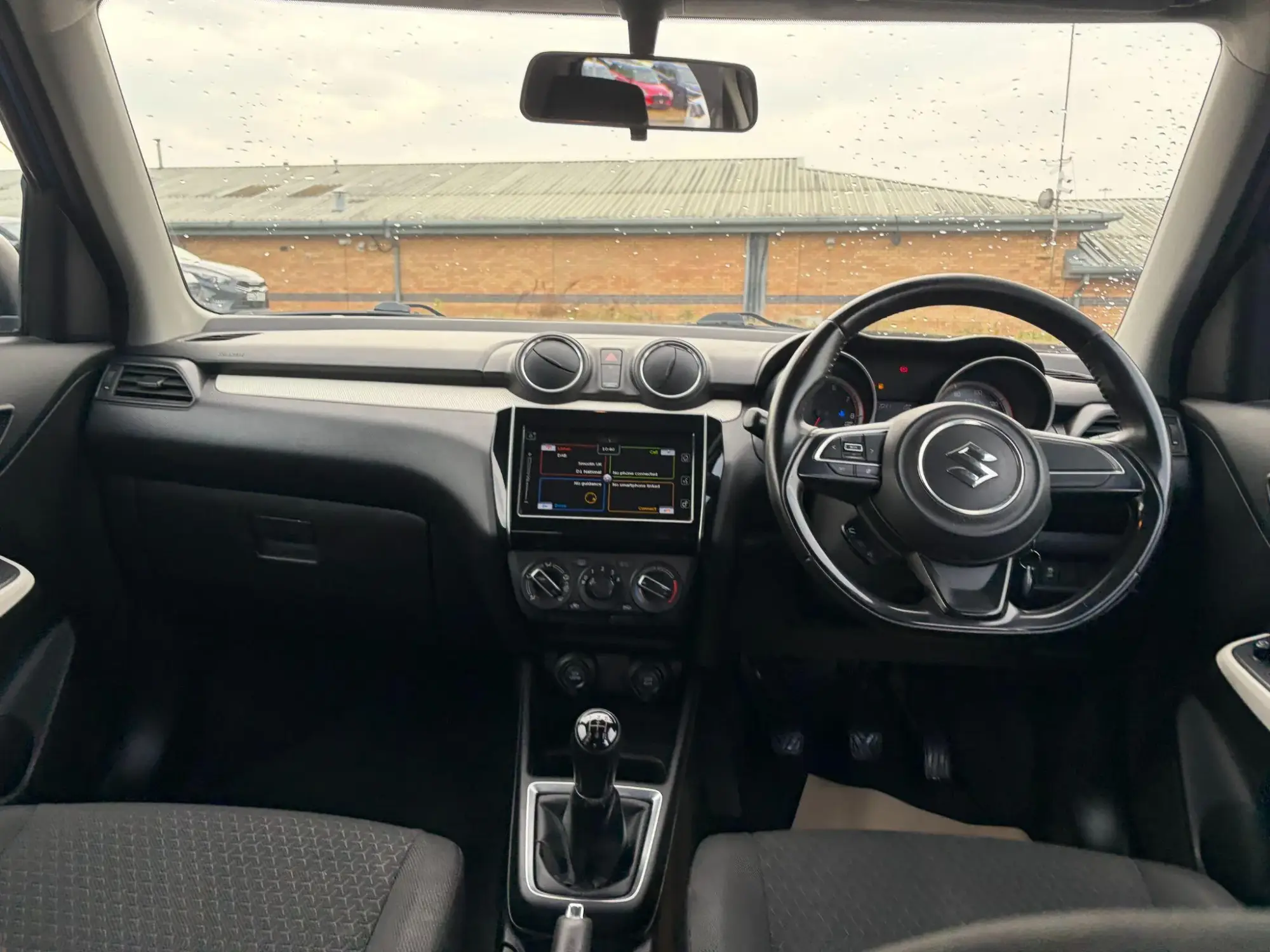 Suzuki Swift Image 12 Suzuki Swift Image 12