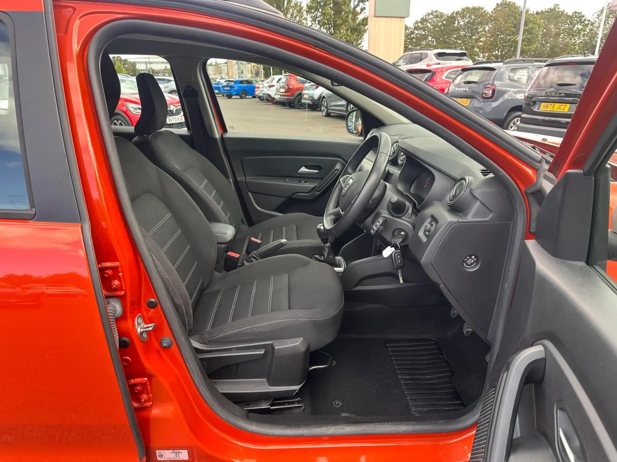 Dacia Duster Image 14 Dacia Duster Image 14