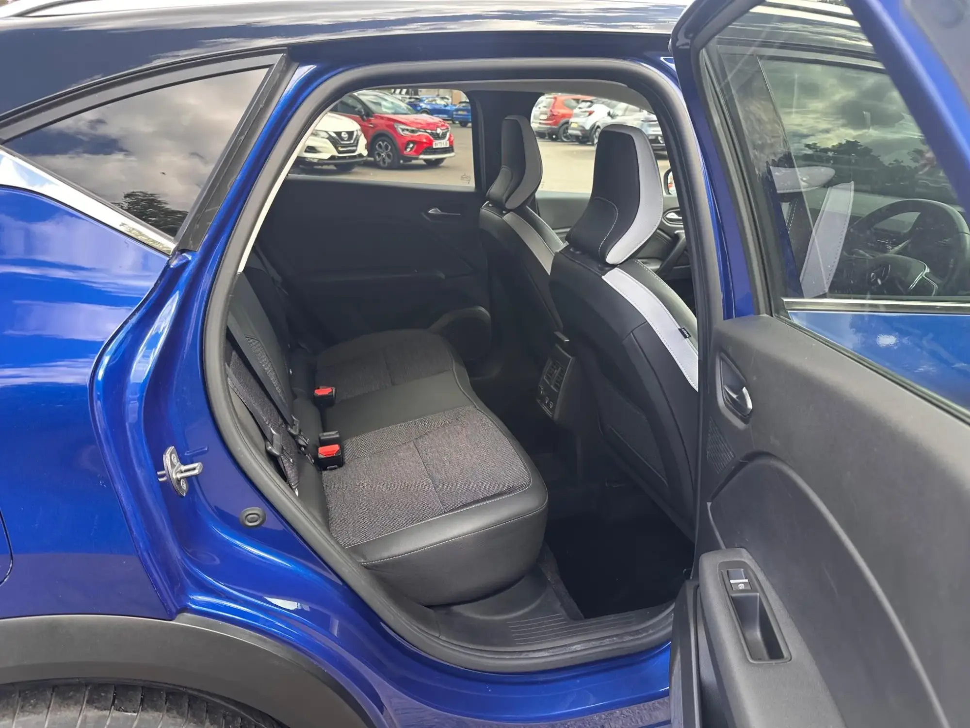 Renault Captur Image 13 Renault Captur Image 13