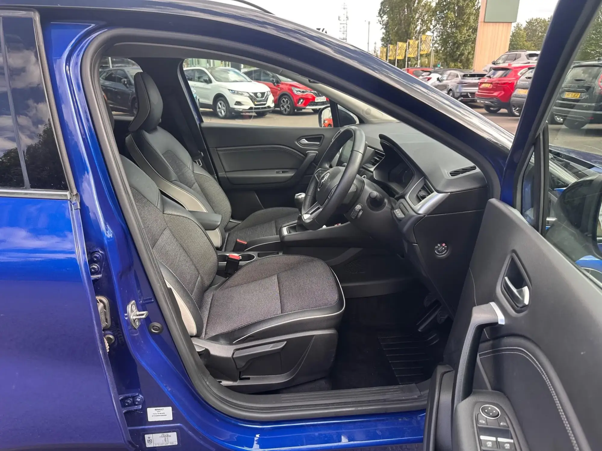 Renault Captur Image 14 Renault Captur Image 14