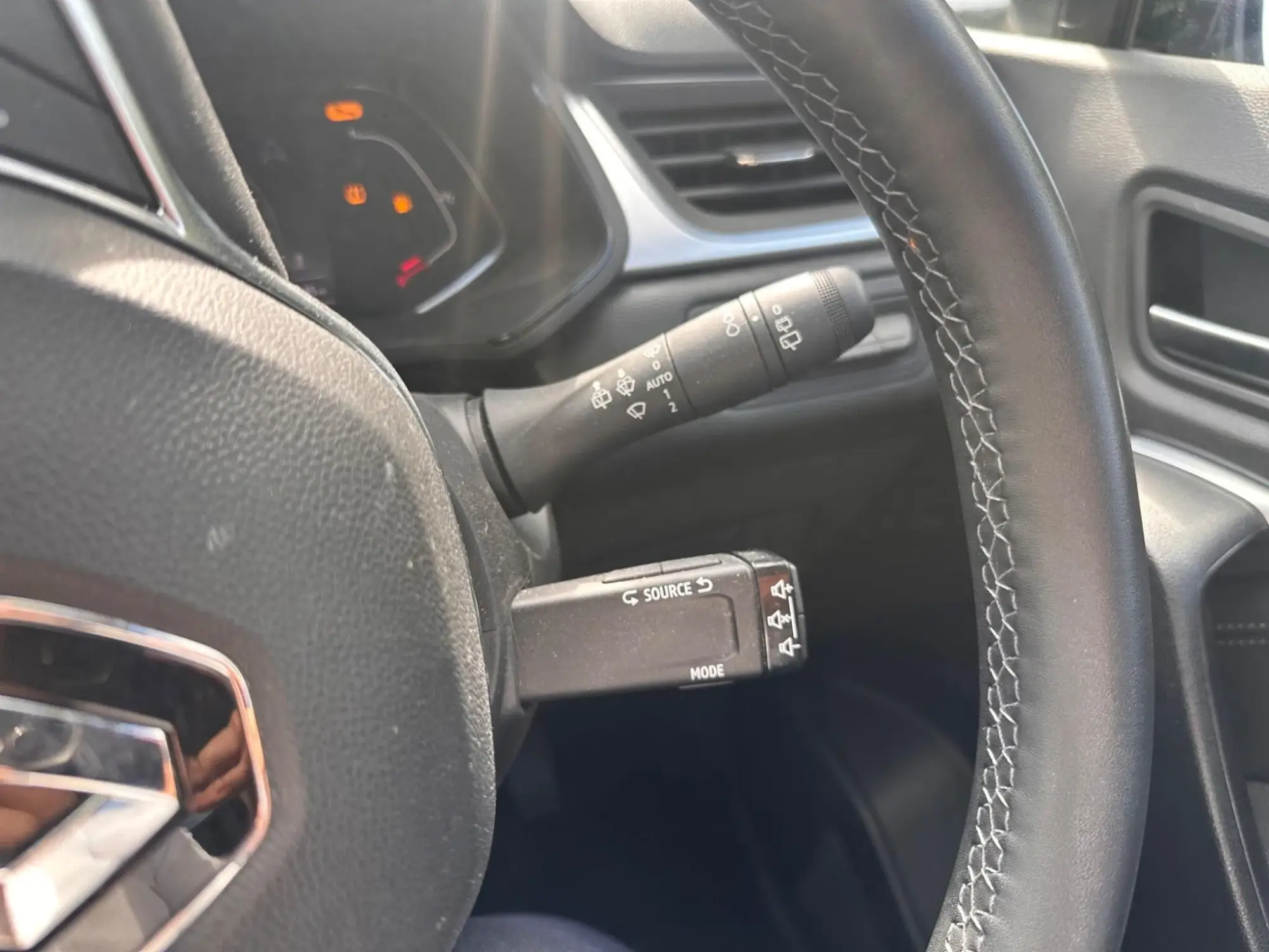 Renault Captur Image 23 Renault Captur Image 23