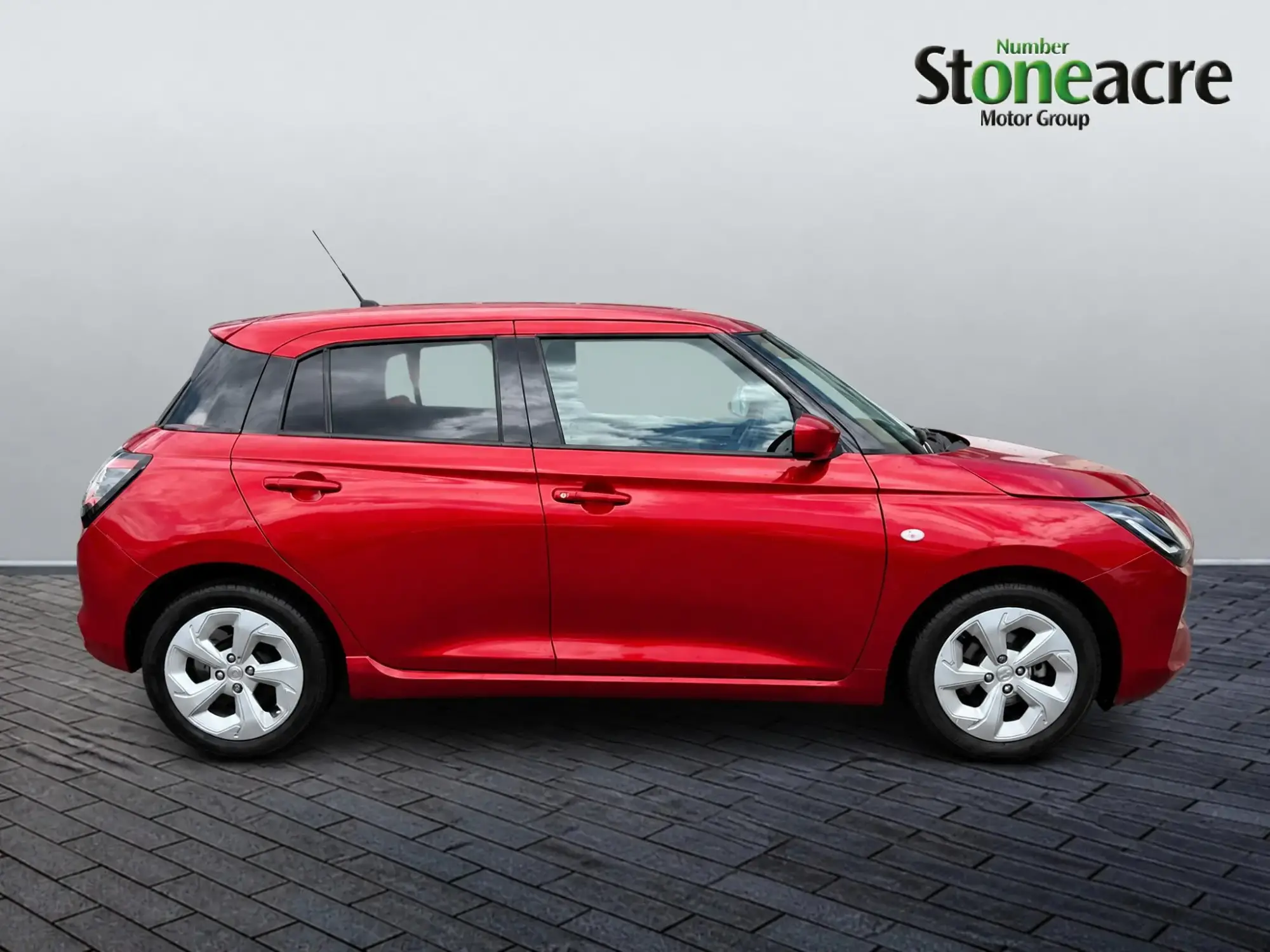 Suzuki Swift Image 2 Suzuki Swift Image 2
