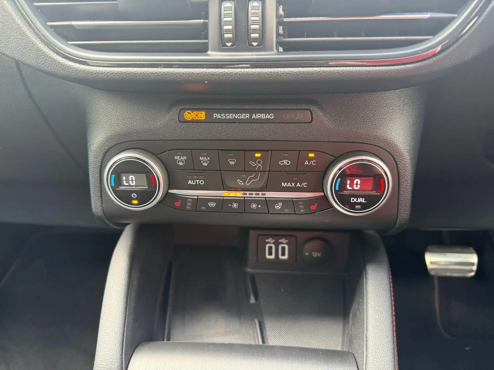 Ford Kuga Plug-In Hybrid Image 17 Ford Kuga Plug-In Hybrid Image 17