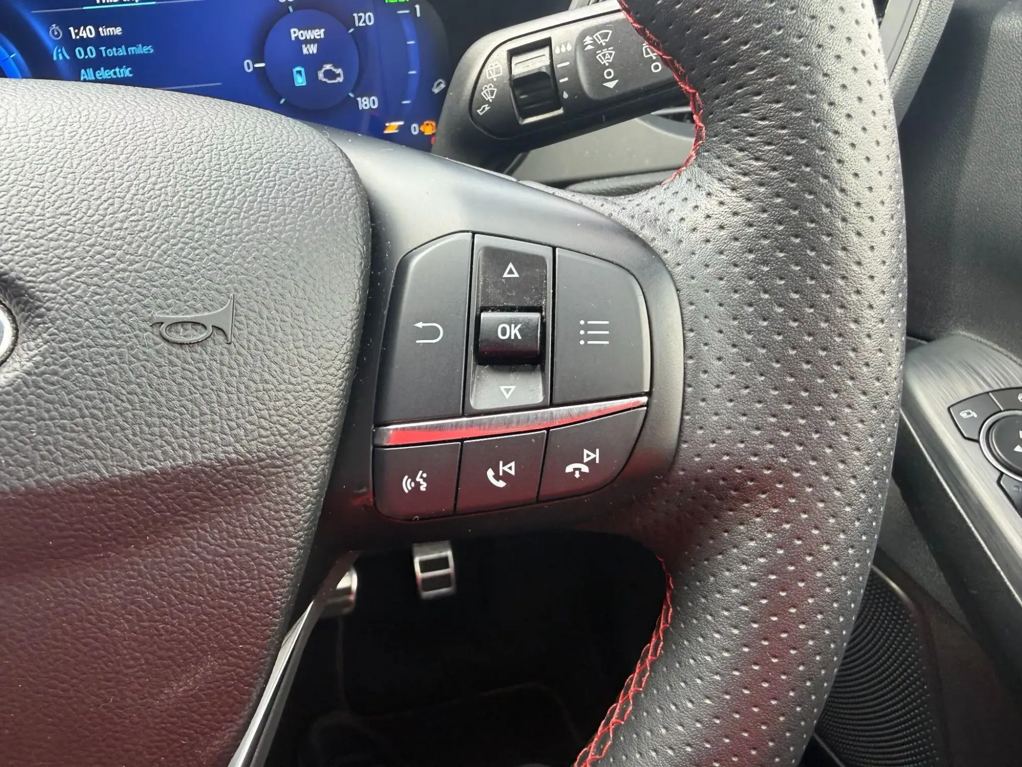 Ford Kuga Plug-In Hybrid Image 24 Ford Kuga Plug-In Hybrid Image 24