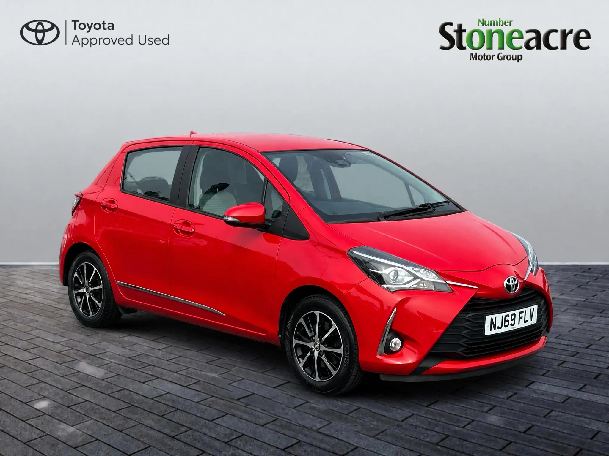 Toyota Yaris undefined 1.5 VVT-i Icon Tech Euro 6 5dr