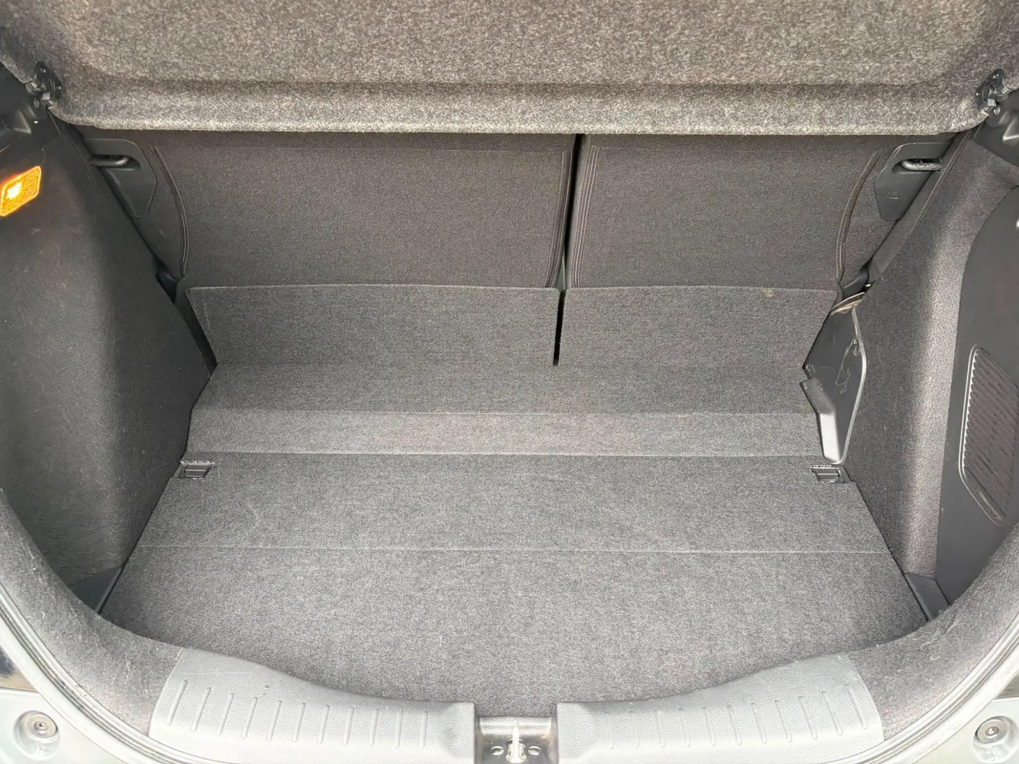Honda Jazz Hybrid Image 22 Honda Jazz Hybrid Image 22