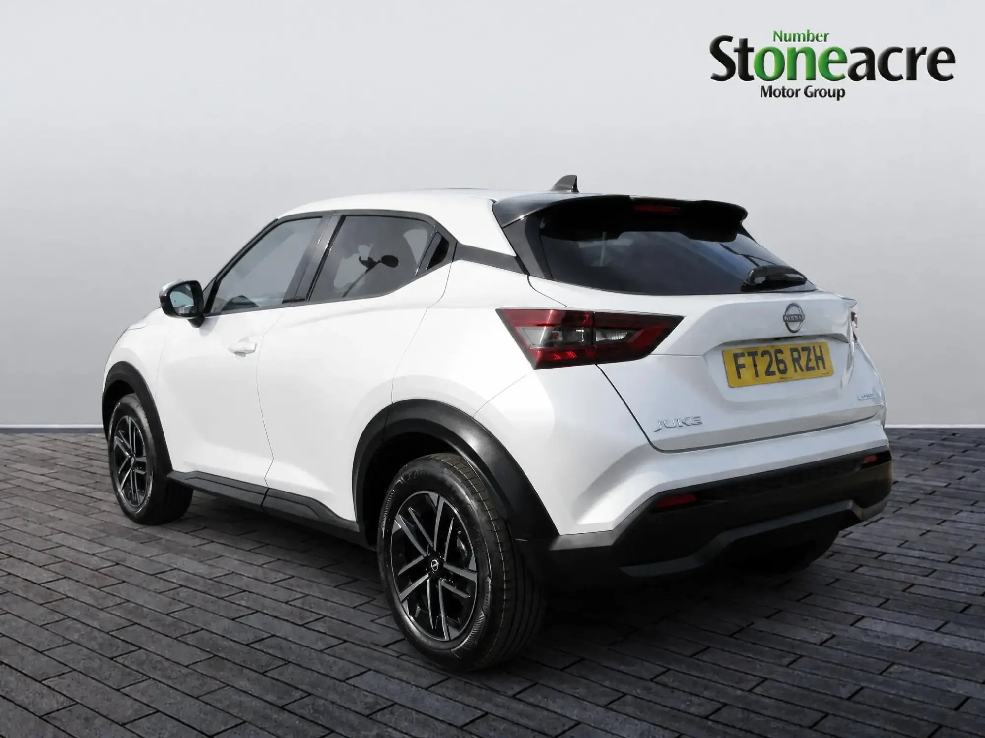 Nissan Juke Hybrid Image 4