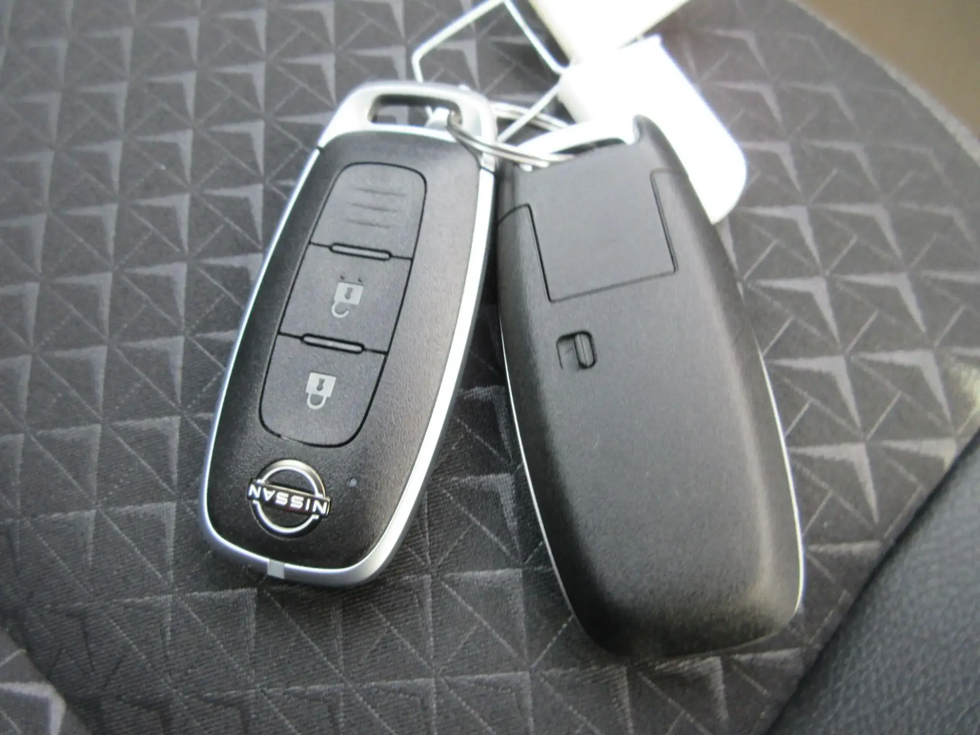 Nissan Juke Hybrid Image 24